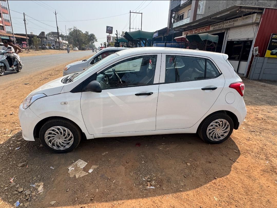 यूज़्ड 2017 ह्युंडई ग्रैंड आई10, Neemuch Jawahar Nagar, Neemuch 1 यूज़्ड 2017 ह्युंडई ग्रैंड आई10, Neemuch Jawahar Nagar, Neemuch 1