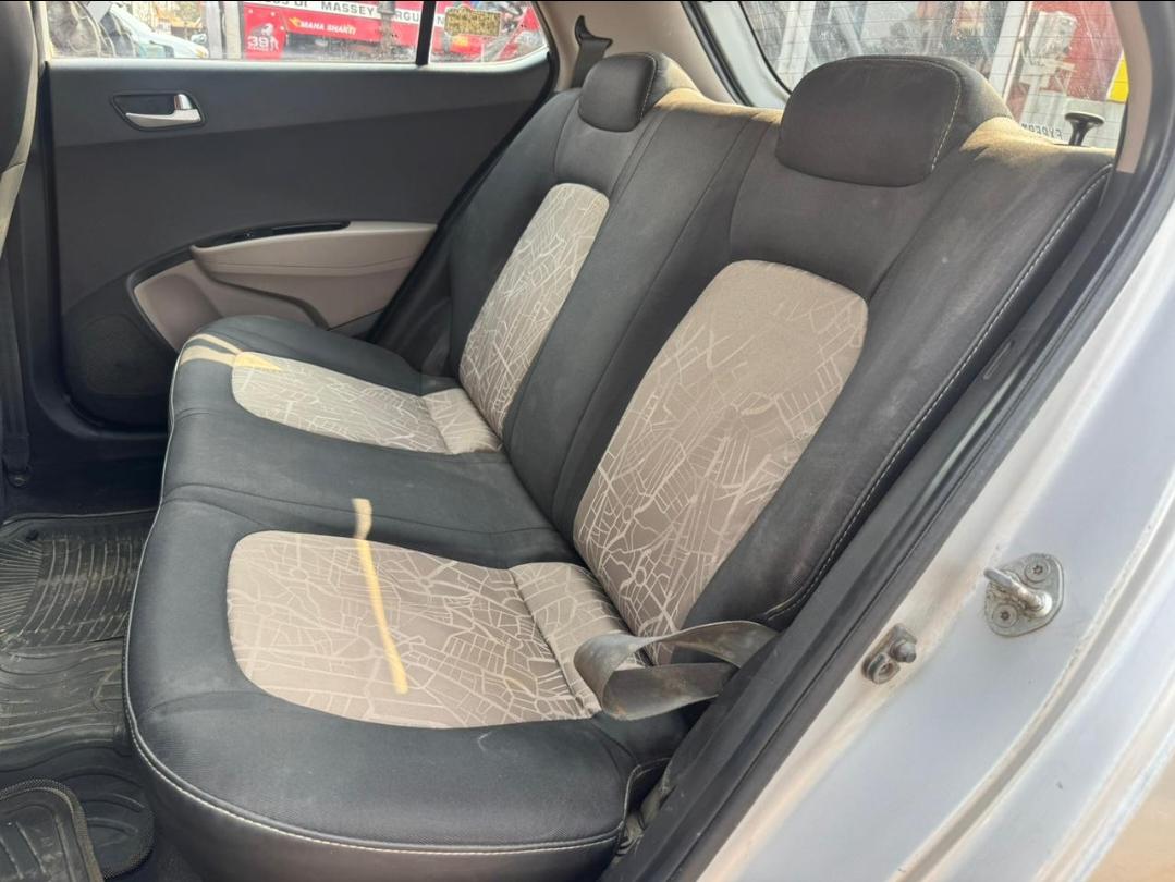 यूज़्ड 2015 ह्युंडई ग्रैंड आई10, Neemuch Jawahar Nagar, Neemuch 15 यूज़्ड 2015 ह्युंडई ग्रैंड आई10, Neemuch Jawahar Nagar, Neemuch 15