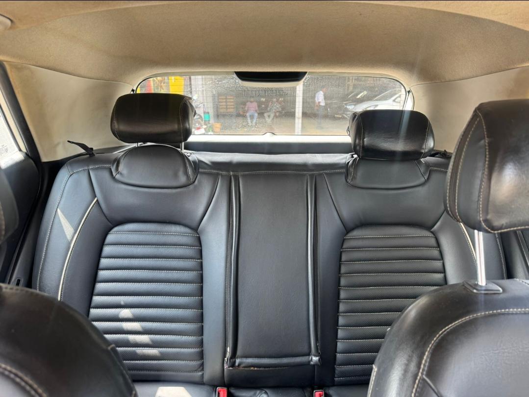 यूज़्ड 2022 ह्युंडई वेन्यू, Neemuch Jawahar Nagar, Neemuch 13 यूज़्ड 2022 ह्युंडई वेन्यू, Neemuch Jawahar Nagar, Neemuch 13