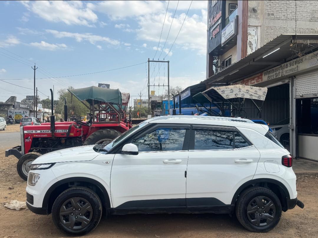 यूज़्ड 2023 ह्युंडई वेन्यू, Neemuch Jawahar Nagar, Neemuch 1 यूज़्ड 2023 ह्युंडई वेन्यू, Neemuch Jawahar Nagar, Neemuch 1