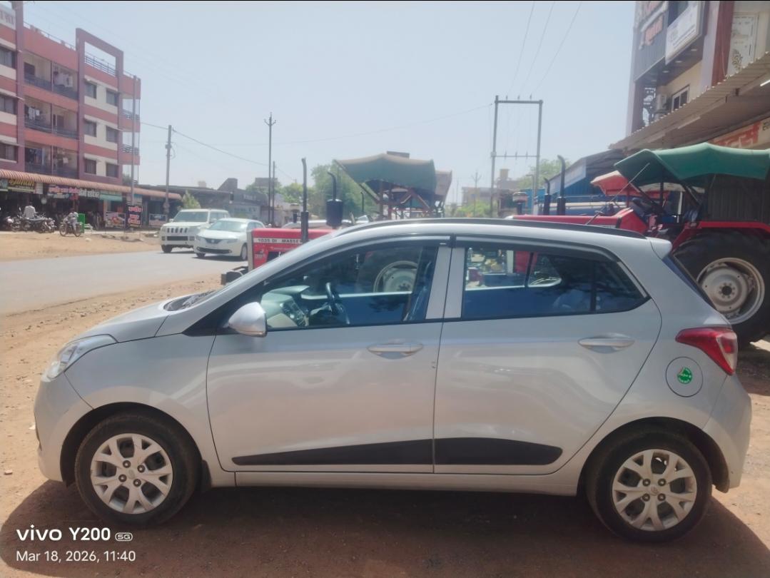 यूज़्ड 2015 ह्युंडई ग्रैंड आई10, Neemuch Jawahar Nagar, Neemuch 1 यूज़्ड 2015 ह्युंडई ग्रैंड आई10, Neemuch Jawahar Nagar, Neemuch 1