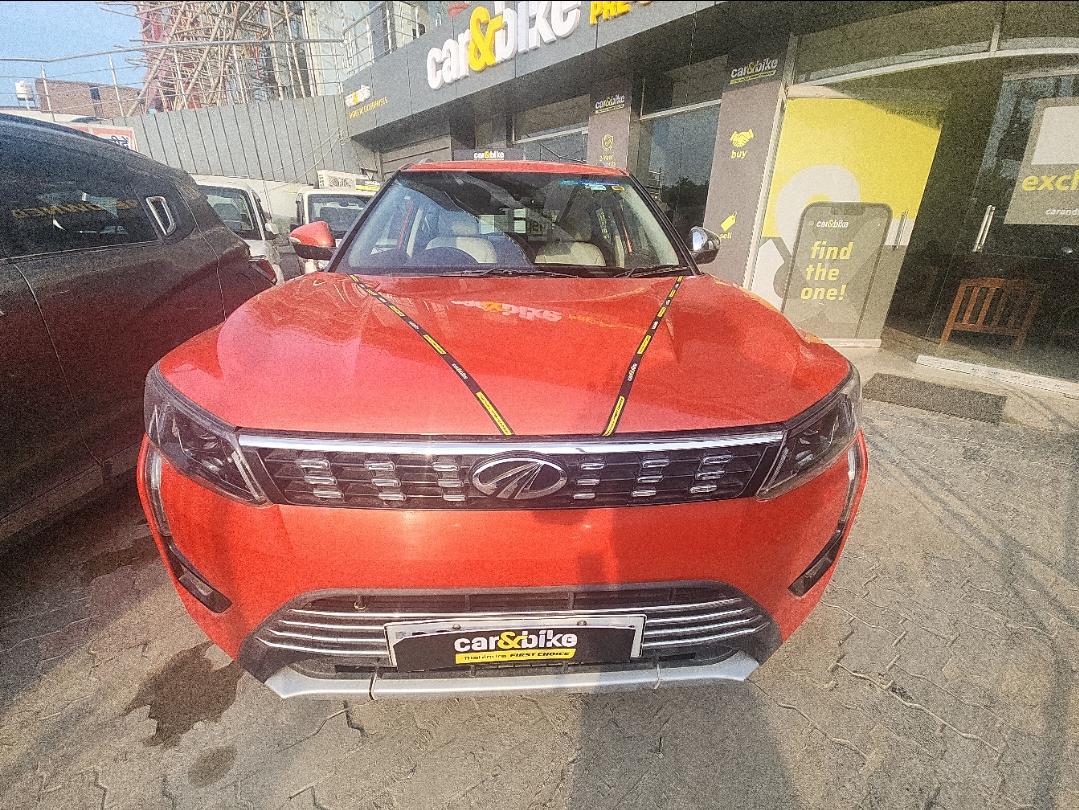 2019 महिंद्रा एक्सयूवी300 W8 (O) Petrol BS IV 2019 महिंद्रा एक्सयूवी300 W8 (O) Petrol BS IV