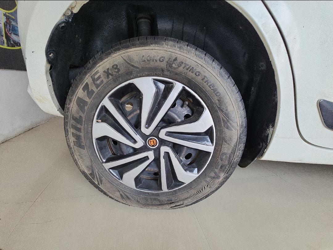 यूज़्ड 2021 मारुति सुजुकी स्विफ्ट, Bairia, Motihari 8 यूज़्ड 2021 मारुति सुजुकी स्विफ्ट, Bairia, Motihari 8