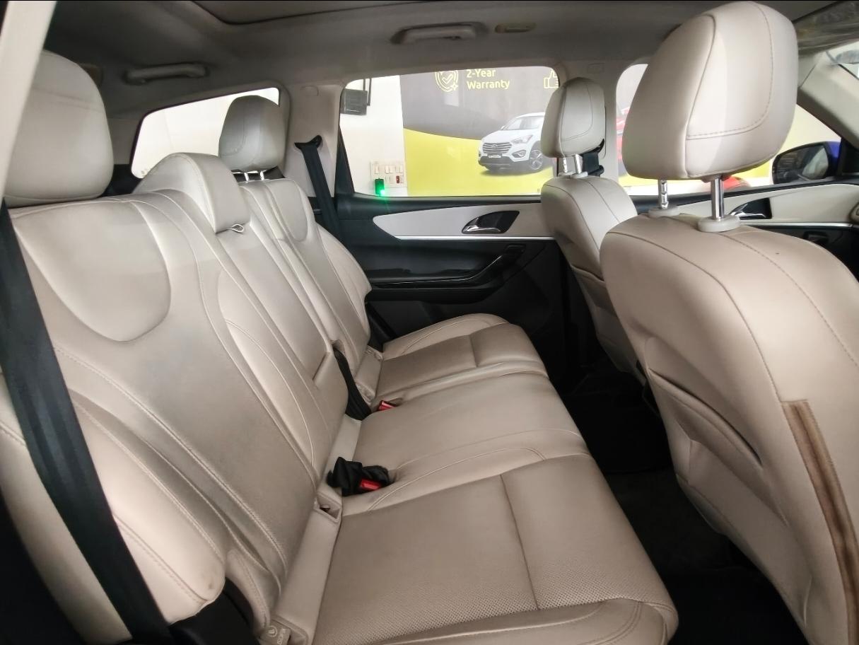 यूज़्ड 2022 महिंद्रा एक्सयूवी700, Bairia, Motihari 11 यूज़्ड 2022 महिंद्रा एक्सयूवी700, Bairia, Motihari 11