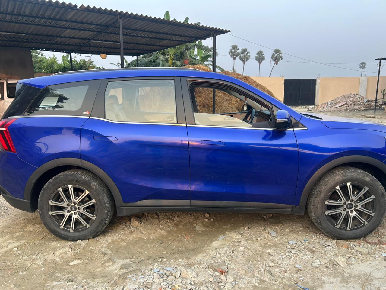 यूज़्ड 2022 महिंद्रा एक्सयूवी700, Bairia, Motihari 1 यूज़्ड 2022 महिंद्रा एक्सयूवी700, Bairia, Motihari 1