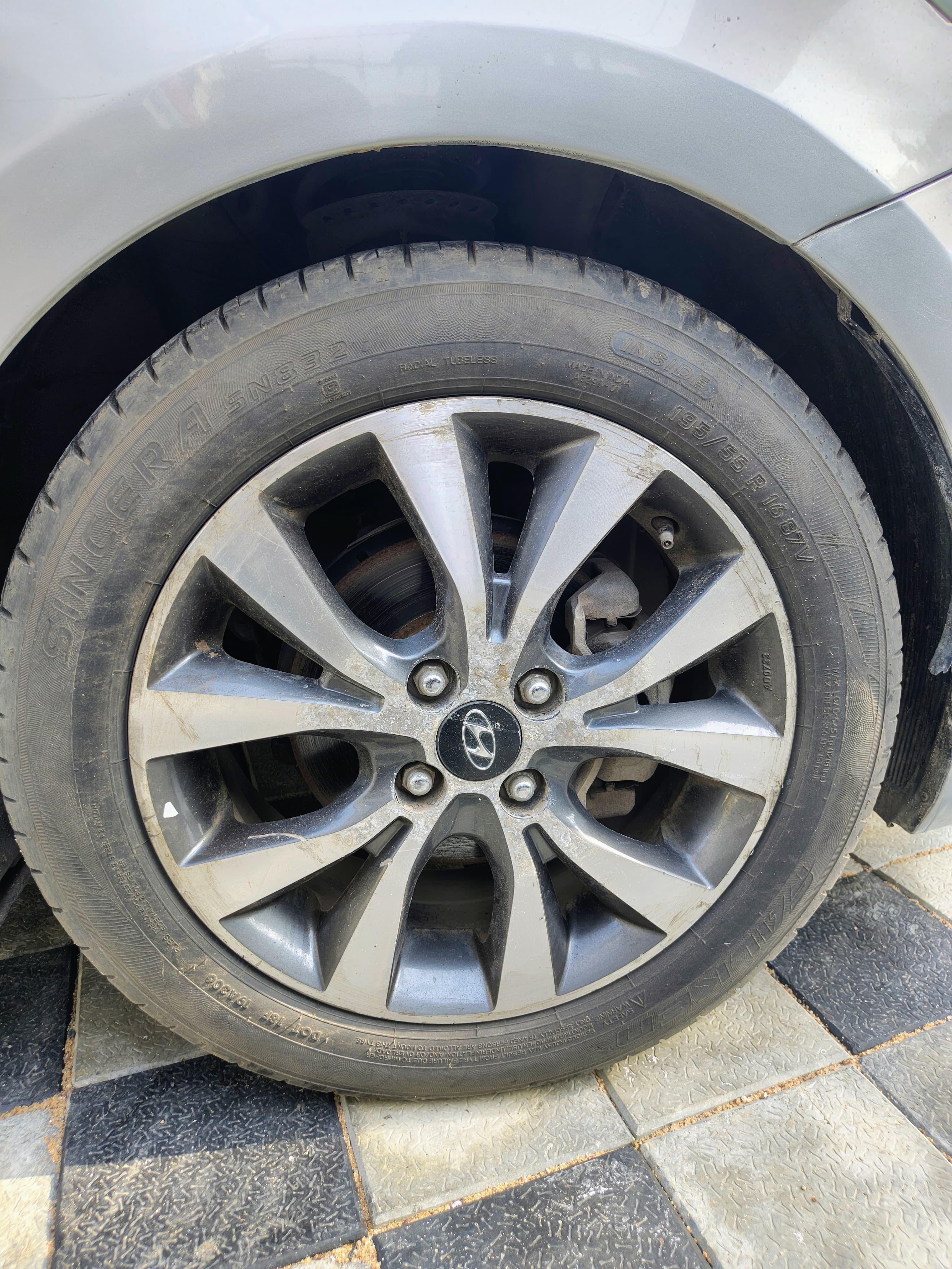 यूज़्ड 2014 ह्युंडई फ्लयूडिक वरना, Vijay Nagar, Indore 8 यूज़्ड 2014 ह्युंडई फ्लयूडिक वरना, Vijay Nagar, Indore 8