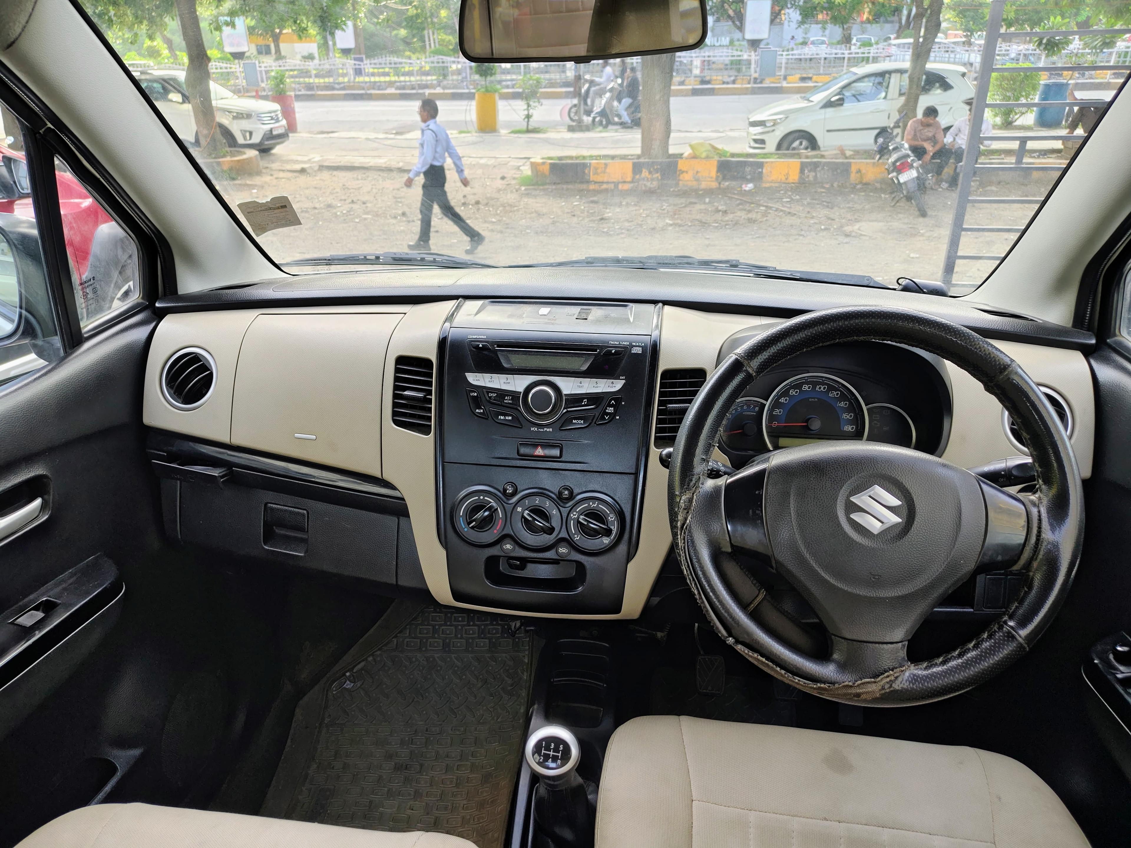 यूज़्ड 2018 मारुति सुजुकी वैगन आर, Vijay Nagar, Indore 11 यूज़्ड 2018 मारुति सुजुकी वैगन आर, Vijay Nagar, Indore 11