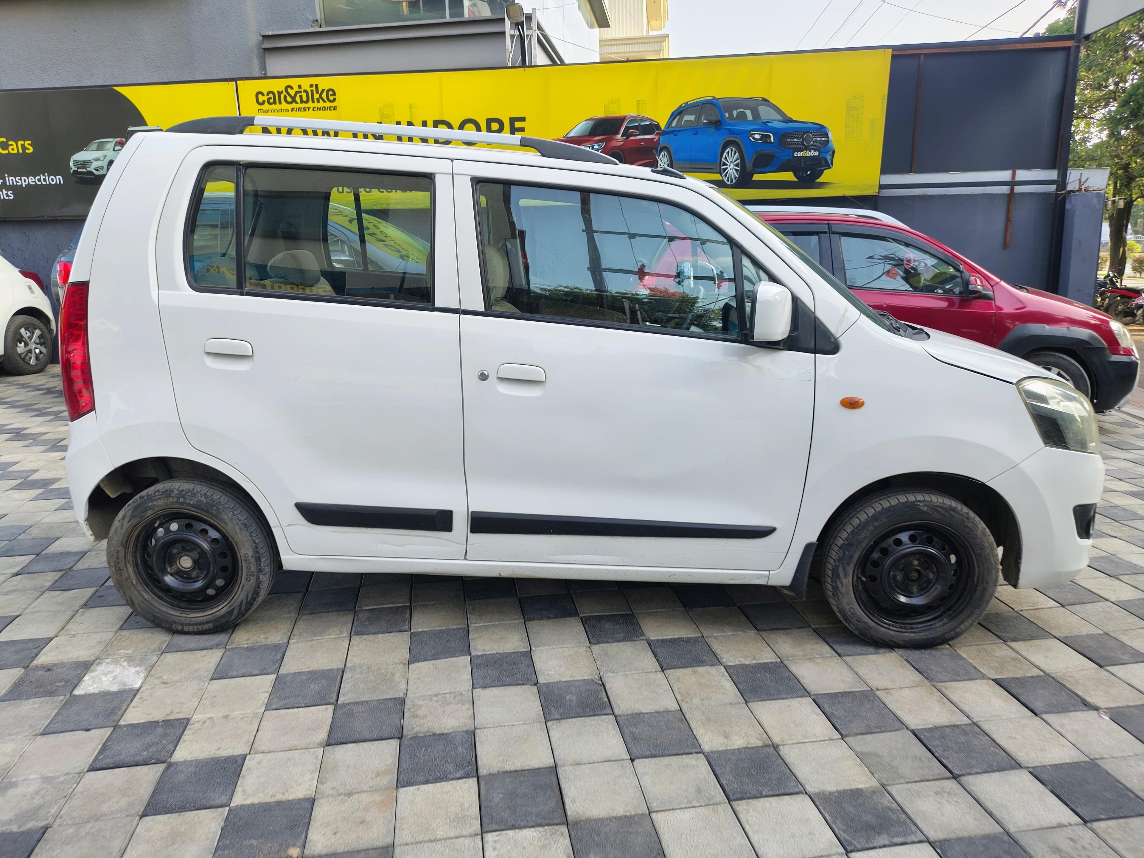 यूज़्ड 2018 मारुति सुजुकी वैगन आर, Vijay Nagar, Indore 5 यूज़्ड 2018 मारुति सुजुकी वैगन आर, Vijay Nagar, Indore 5