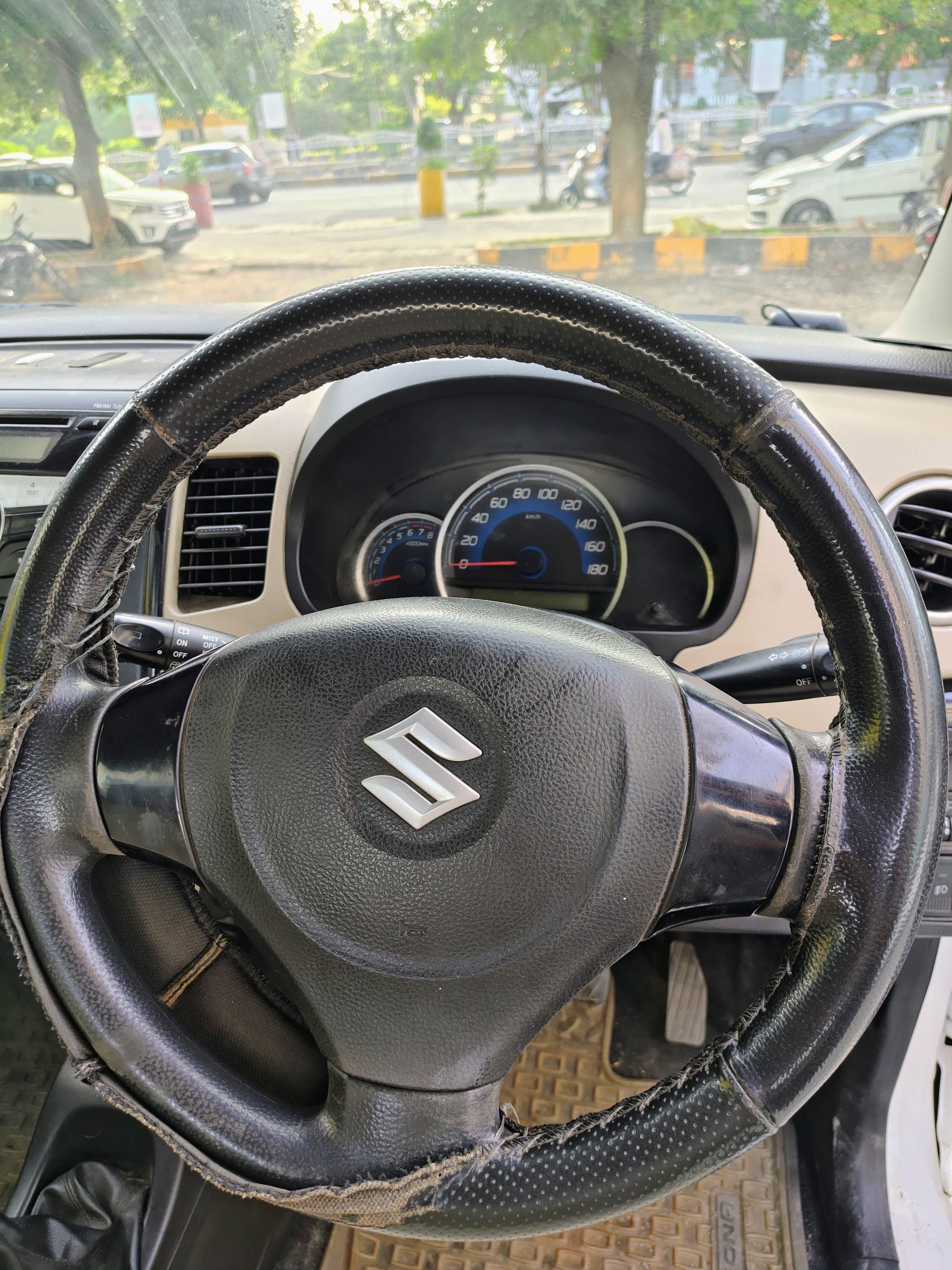 यूज़्ड 2018 मारुति सुजुकी वैगन आर, Vijay Nagar, Indore 12 यूज़्ड 2018 मारुति सुजुकी वैगन आर, Vijay Nagar, Indore 12