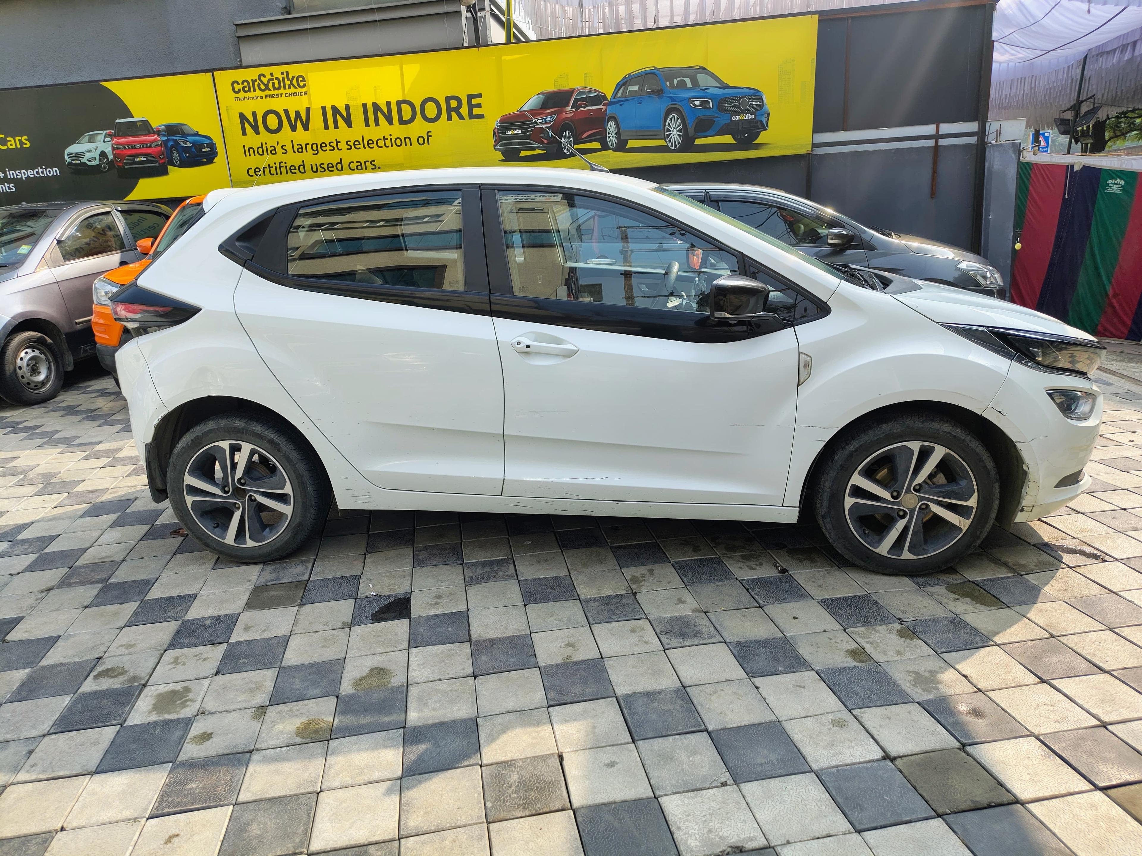 यूज़्ड 2022 टाटा अलट्रोज़, Vijay Nagar, Indore 5 यूज़्ड 2022 टाटा अलट्रोज़, Vijay Nagar, Indore 5