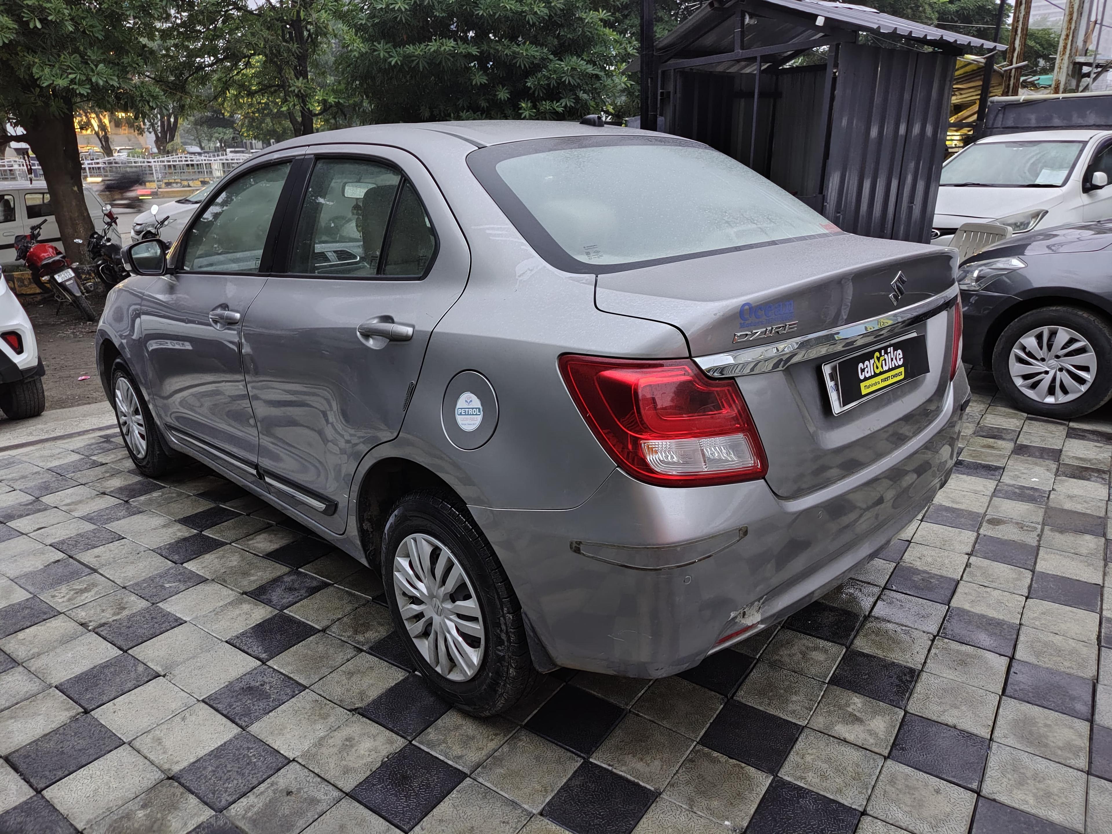 यूज़्ड 2023 मारुति सुजुकी डिजायर, Vijay Nagar, Indore 2 यूज़्ड 2023 मारुति सुजुकी डिजायर, Vijay Nagar, Indore 2