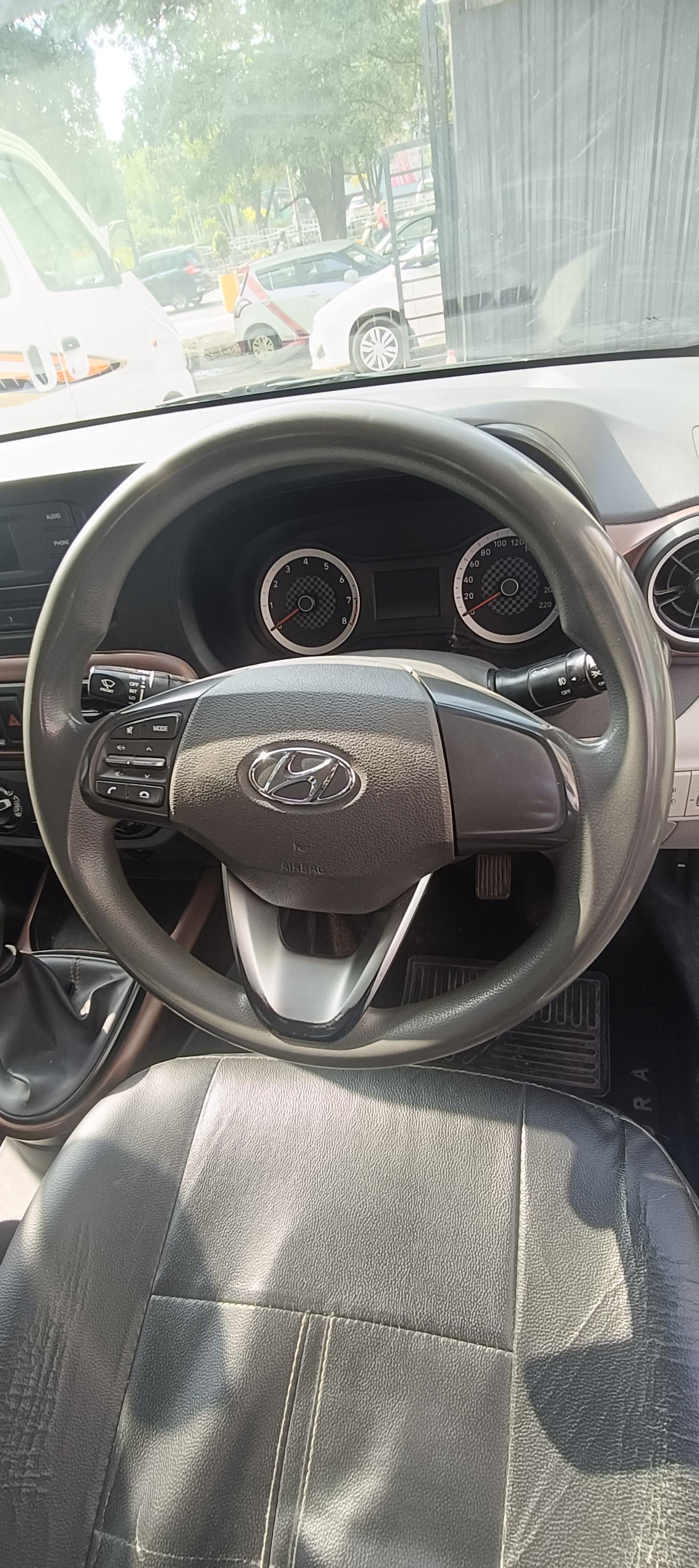 यूज़्ड 2020 ह्युंडई ओरा, Vijay Nagar, Indore 12 यूज़्ड 2020 ह्युंडई ओरा, Vijay Nagar, Indore 12