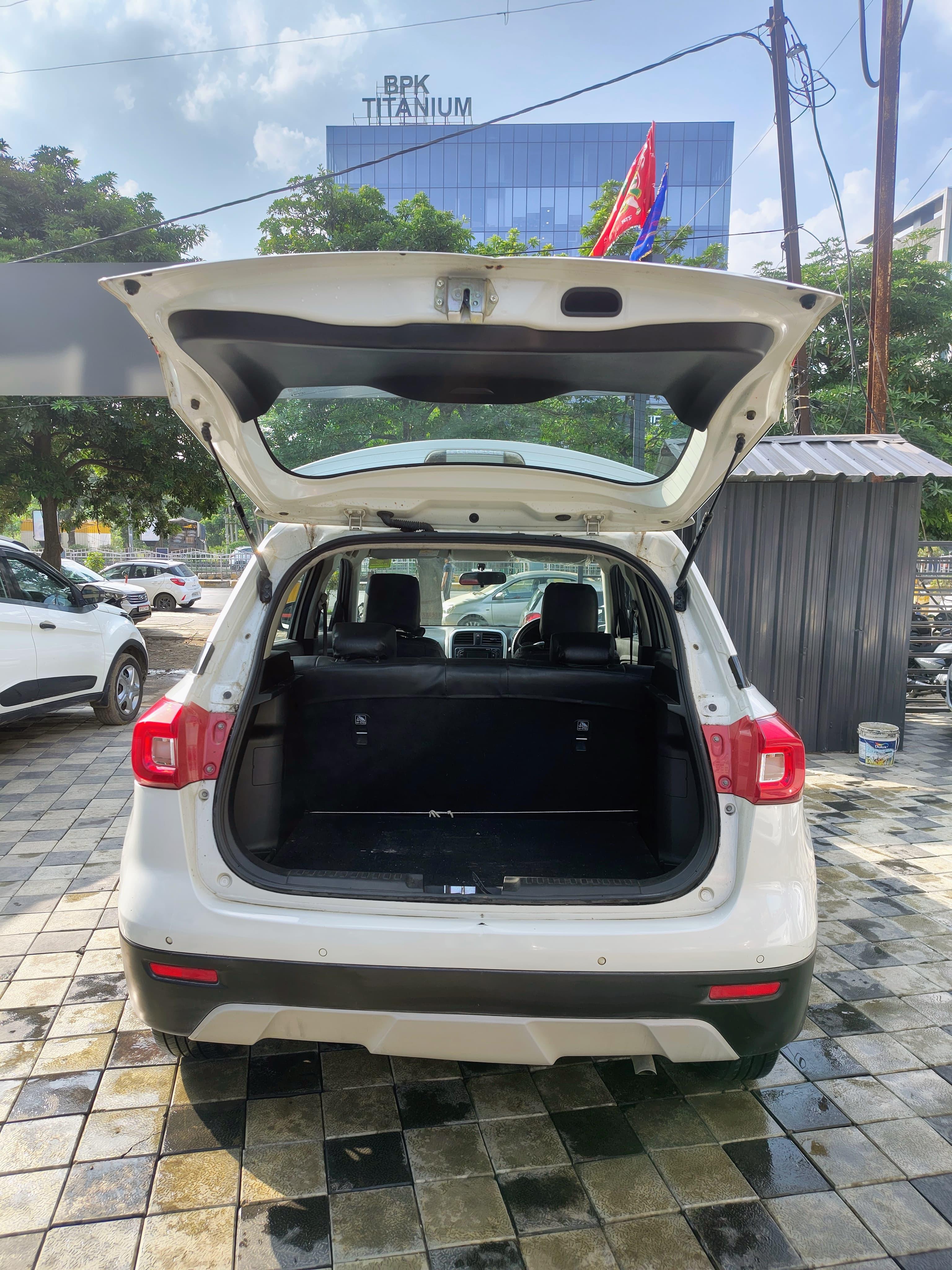 यूज़्ड 2020 टोयोटा अर्बन क्रूजर, Vijay Nagar, Indore 8 यूज़्ड 2020 टोयोटा अर्बन क्रूजर, Vijay Nagar, Indore 8