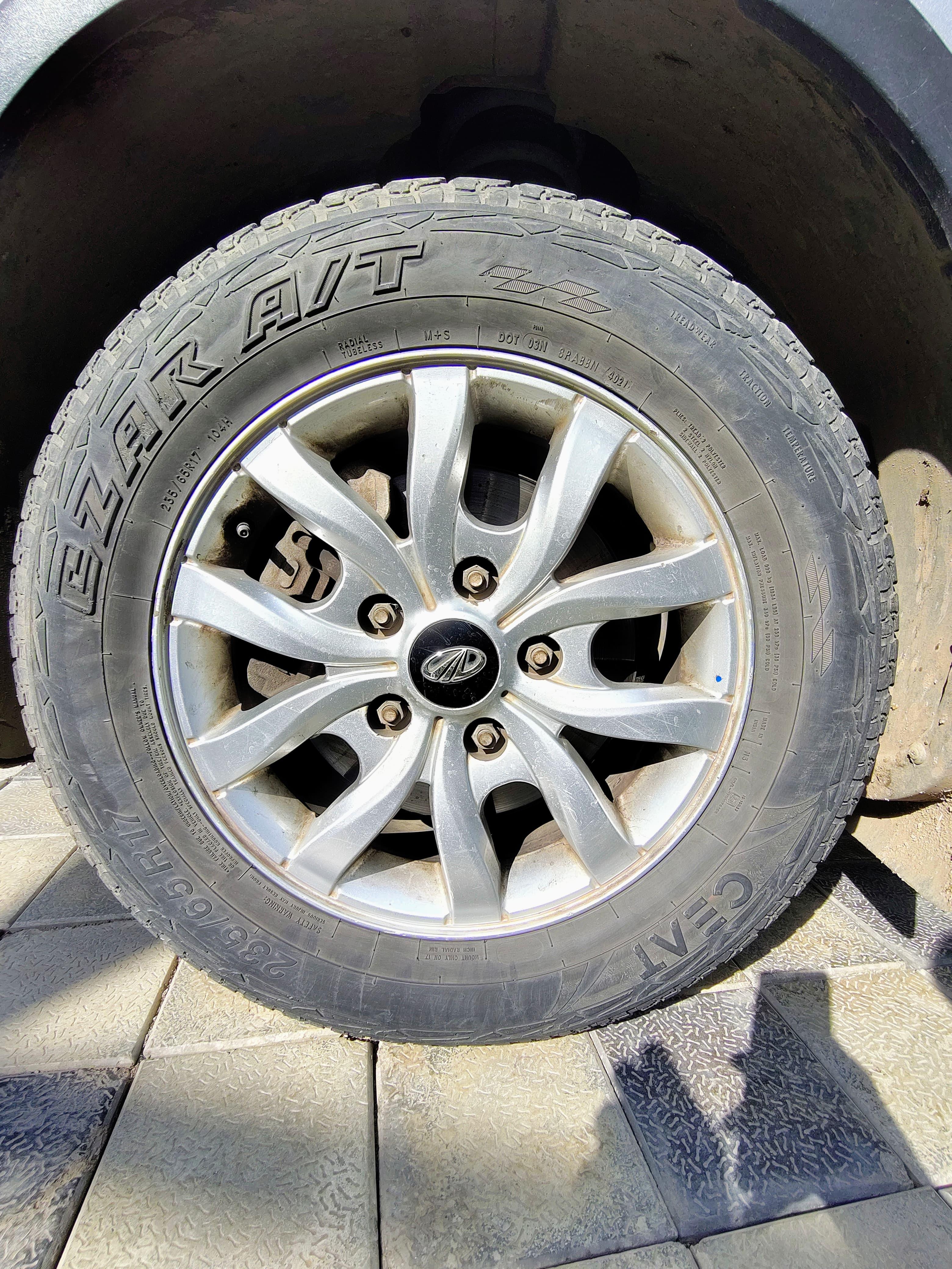 यूज़्ड 2018 महिंद्रा एक्सयूवी500, Vijay Nagar, Indore 8 यूज़्ड 2018 महिंद्रा एक्सयूवी500, Vijay Nagar, Indore 8