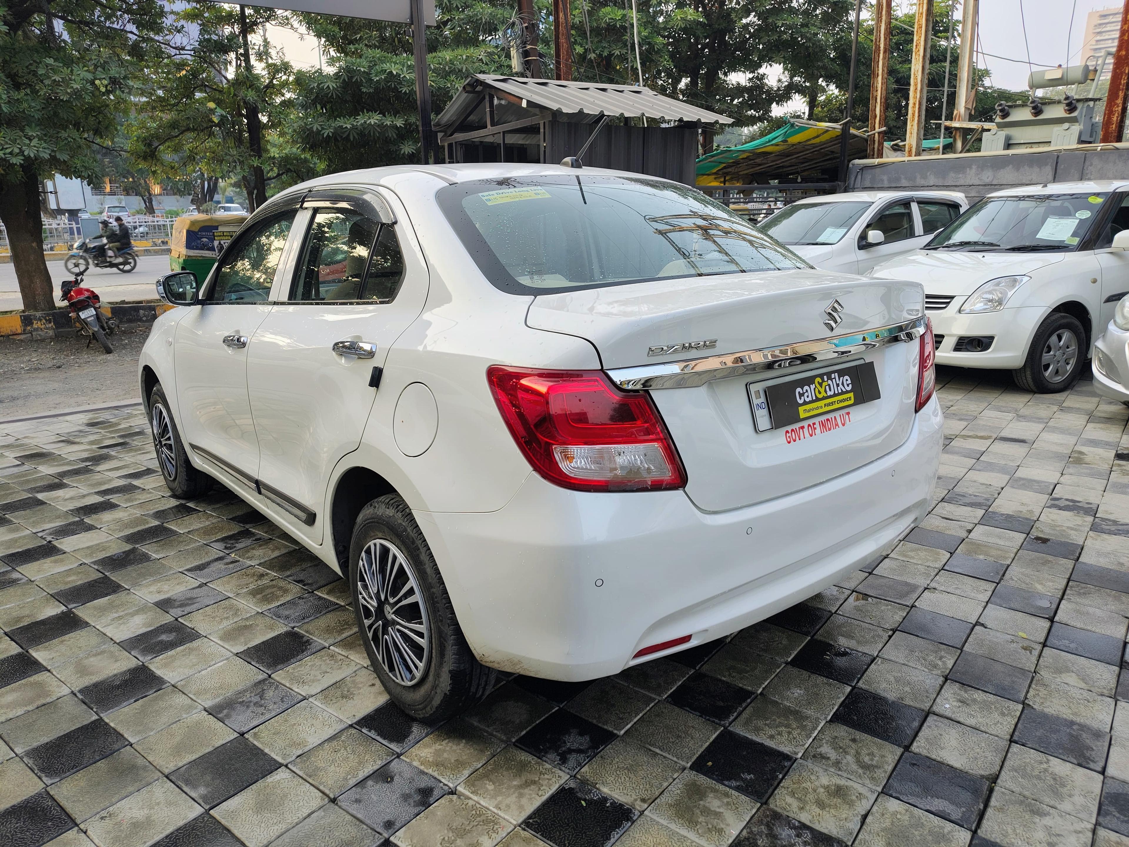 यूज़्ड 2021 मारुति सुजुकी डिजायर, Vijay Nagar, Indore 2 यूज़्ड 2021 मारुति सुजुकी डिजायर, Vijay Nagar, Indore 2