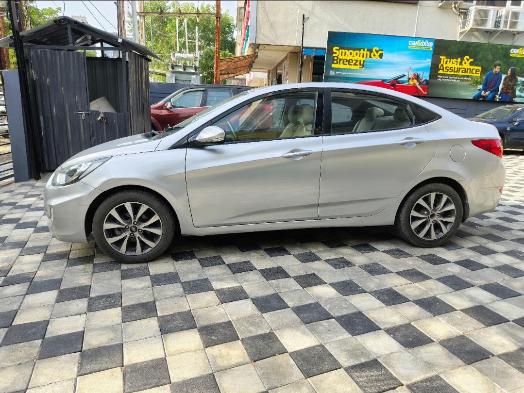 यूज़्ड 2014 ह्युंडई फ्लयूडिक वरना, Vijay Nagar, Indore 1 यूज़्ड 2014 ह्युंडई फ्लयूडिक वरना, Vijay Nagar, Indore 1