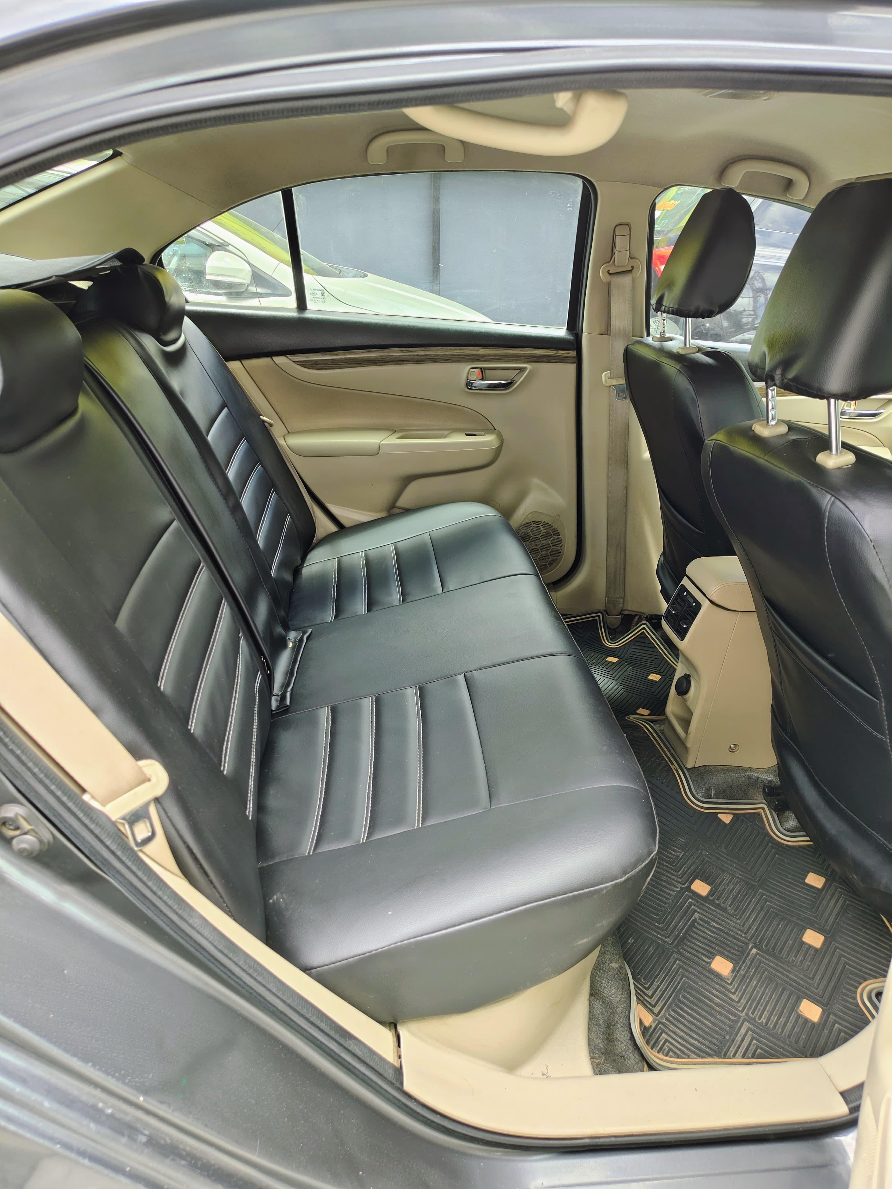 यूज़्ड 2022 मारुति सुजुकी सियाज़, Vijay Nagar, Indore 13 यूज़्ड 2022 मारुति सुजुकी सियाज़, Vijay Nagar, Indore 13