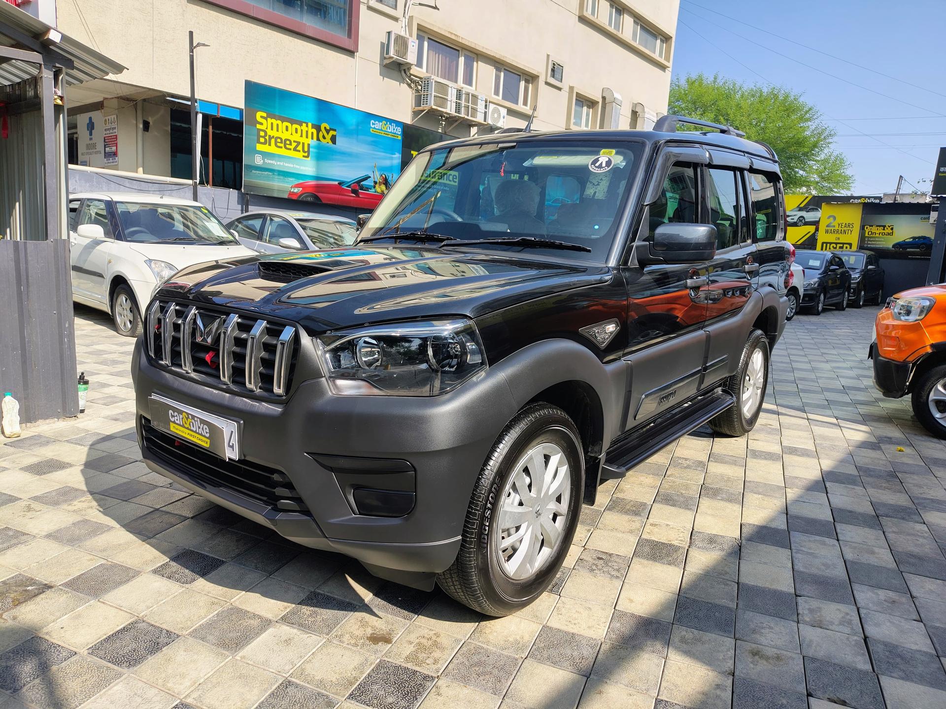 2024 महिंद्रा स्कॉर्पियो क्लासिक S 7 Seater 2024 महिंद्रा स्कॉर्पियो क्लासिक S 7 Seater