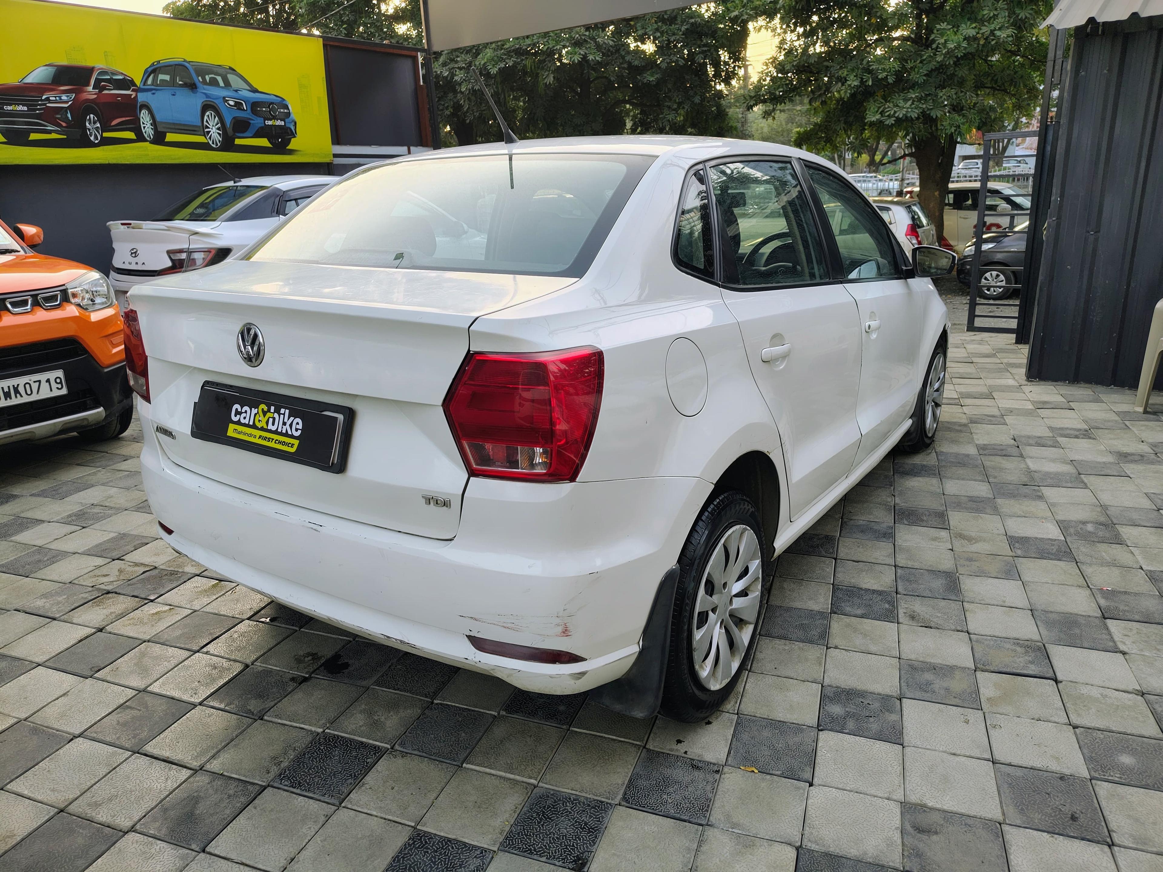 यूज़्ड 2016 फॉक्सवैगन एमियो, Vijay Nagar, Indore 4 यूज़्ड 2016 फॉक्सवैगन एमियो, Vijay Nagar, Indore 4