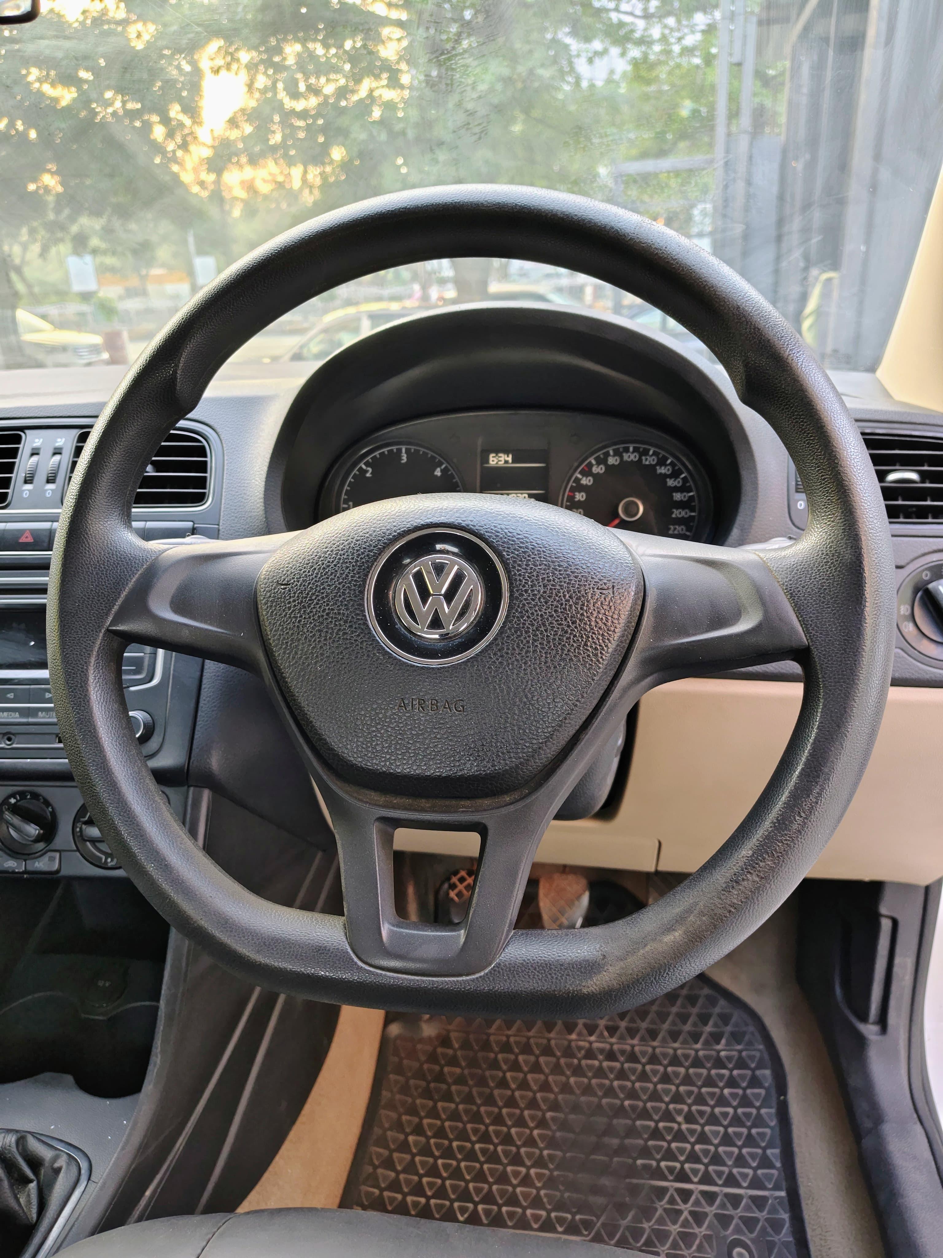 यूज़्ड 2016 फॉक्सवैगन एमियो, Vijay Nagar, Indore 12 यूज़्ड 2016 फॉक्सवैगन एमियो, Vijay Nagar, Indore 12