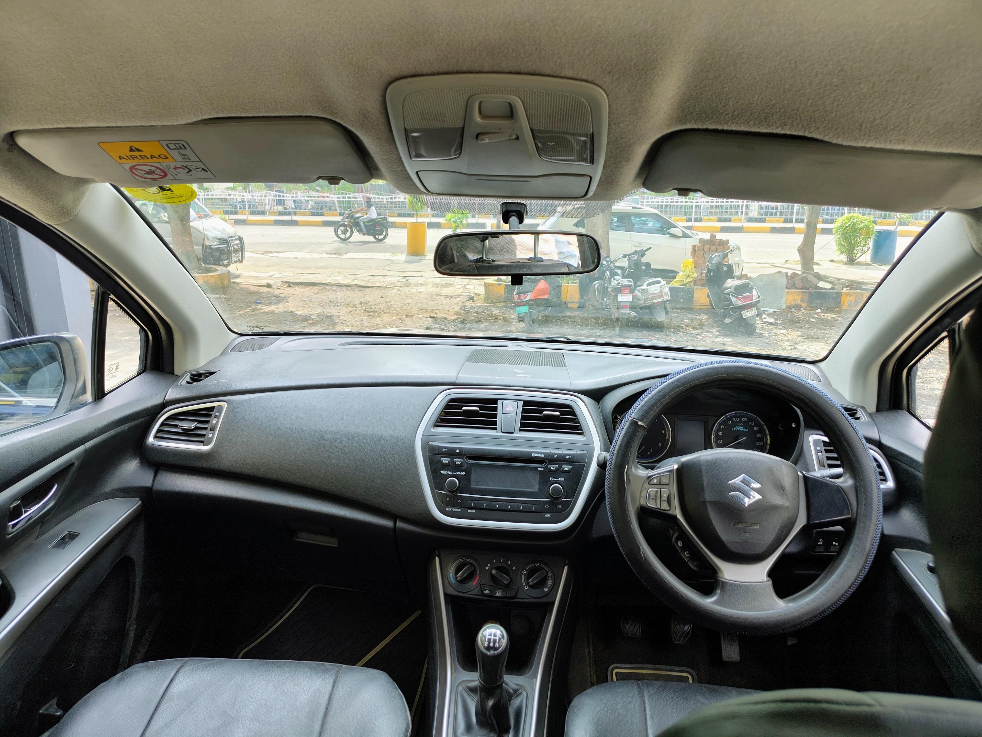 यूज़्ड 2017 मारुति सुजुकी एस-क्रॉस, Vijay Nagar, Indore 8 यूज़्ड 2017 मारुति सुजुकी एस-क्रॉस, Vijay Nagar, Indore 8