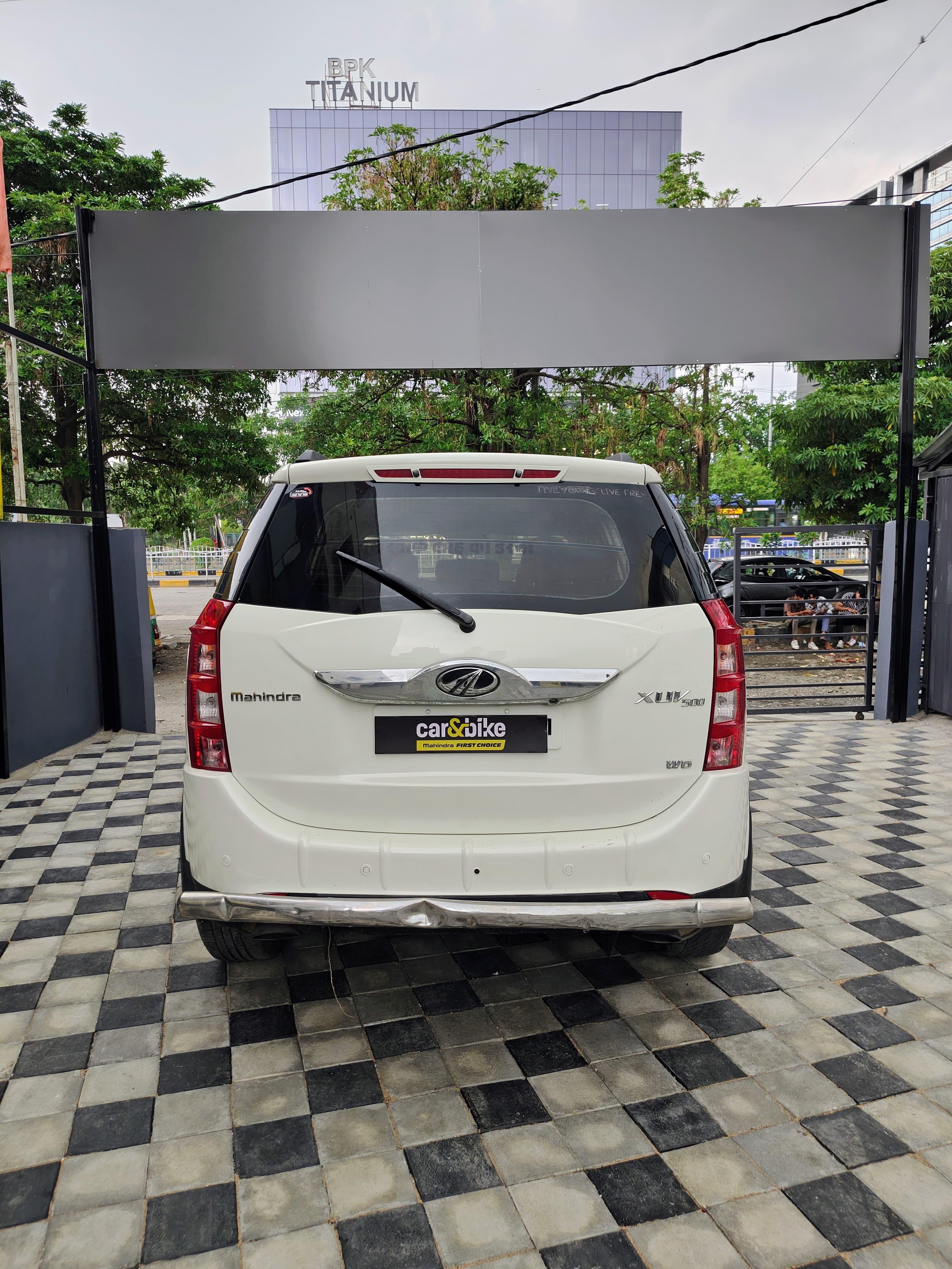 यूज़्ड 2016 महिंद्रा एक्सयूवी500, Vijay Nagar, Indore 2 यूज़्ड 2016 महिंद्रा एक्सयूवी500, Vijay Nagar, Indore 2