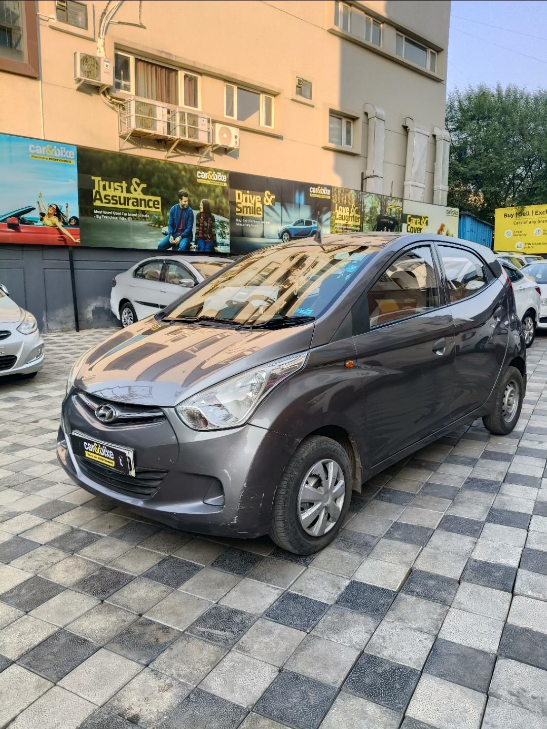 2012 ह्युंडई इऑन D-Lite Plus 2012 ह्युंडई इऑन D-Lite Plus