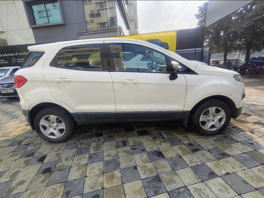 यूज़्ड 2015 फोर्ड इकोस्पोर्ट, Vijay Nagar, Indore 5 यूज़्ड 2015 फोर्ड इकोस्पोर्ट, Vijay Nagar, Indore 5