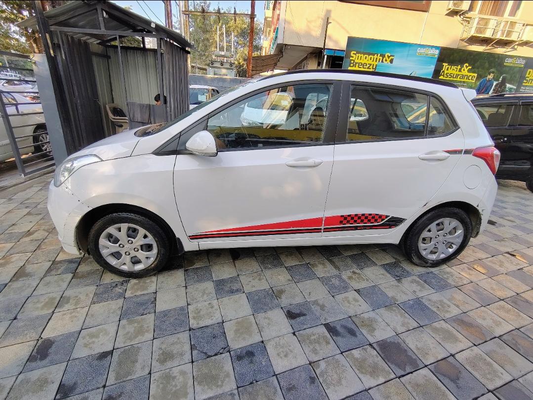 यूज़्ड 2016 ह्युंडई ग्रैंड आई10, Vijay Nagar, Indore 1 यूज़्ड 2016 ह्युंडई ग्रैंड आई10, Vijay Nagar, Indore 1