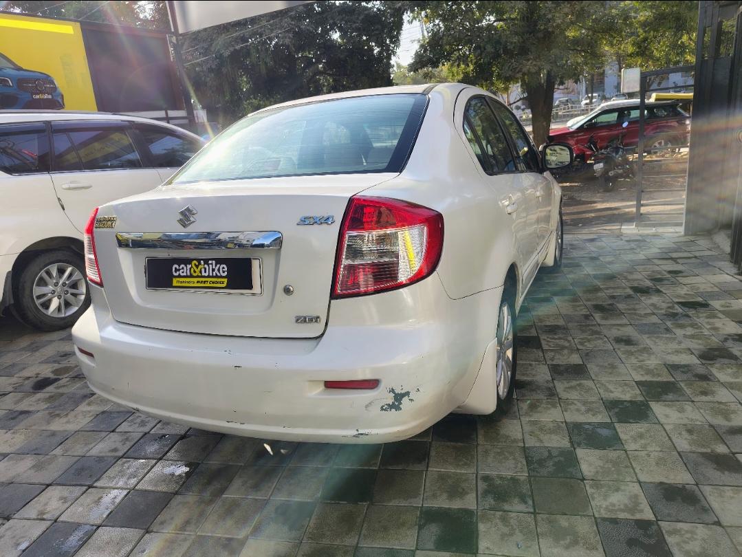 यूज़्ड 2014 मारुति सुजुकी एसएक्स4, Vijay Nagar, Indore 4 यूज़्ड 2014 मारुति सुजुकी एसएक्स4, Vijay Nagar, Indore 4