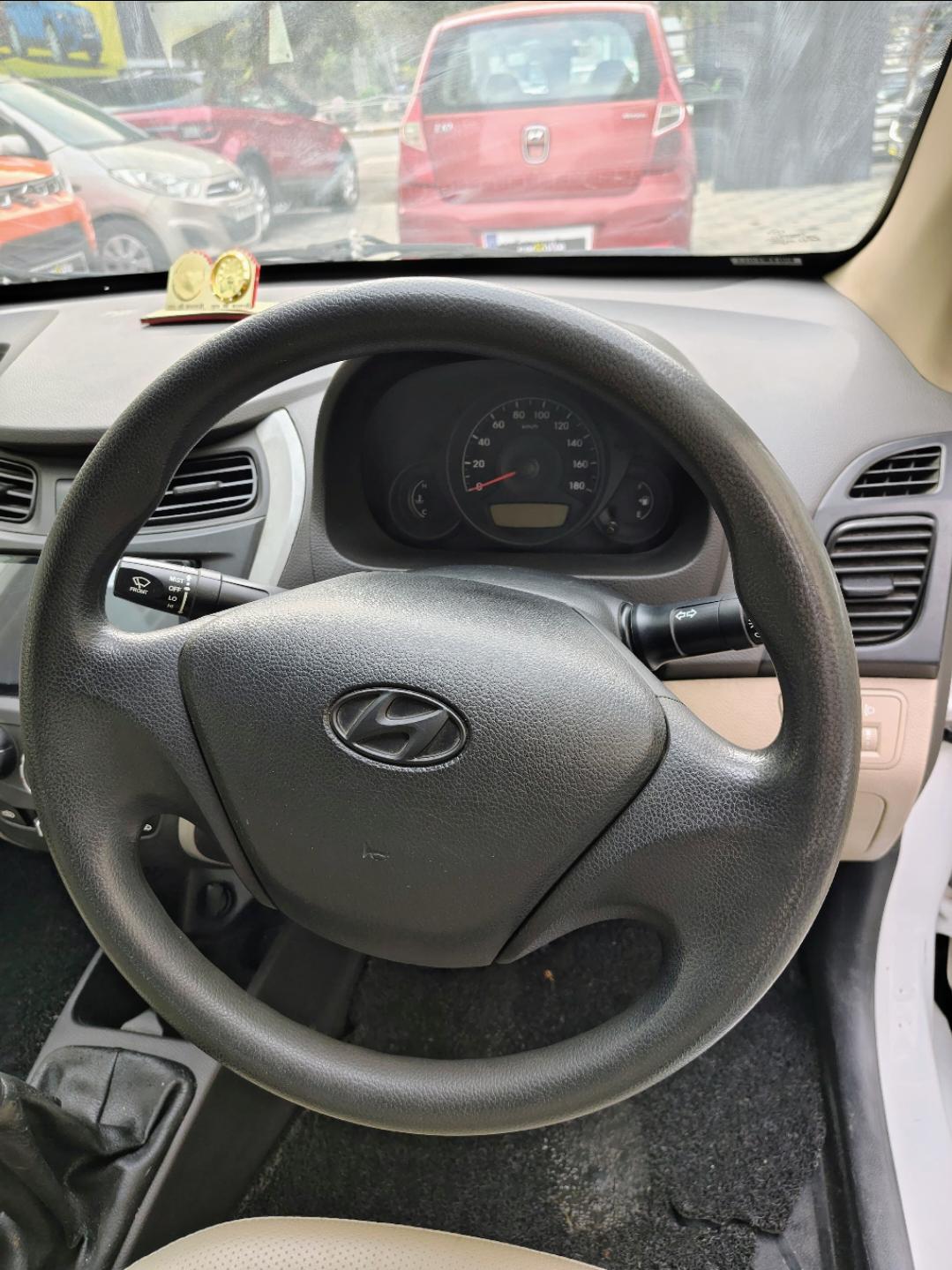 यूज़्ड 2018 ह्युंडई इऑन, Vijay Nagar, Indore 10 यूज़्ड 2018 ह्युंडई इऑन, Vijay Nagar, Indore 10