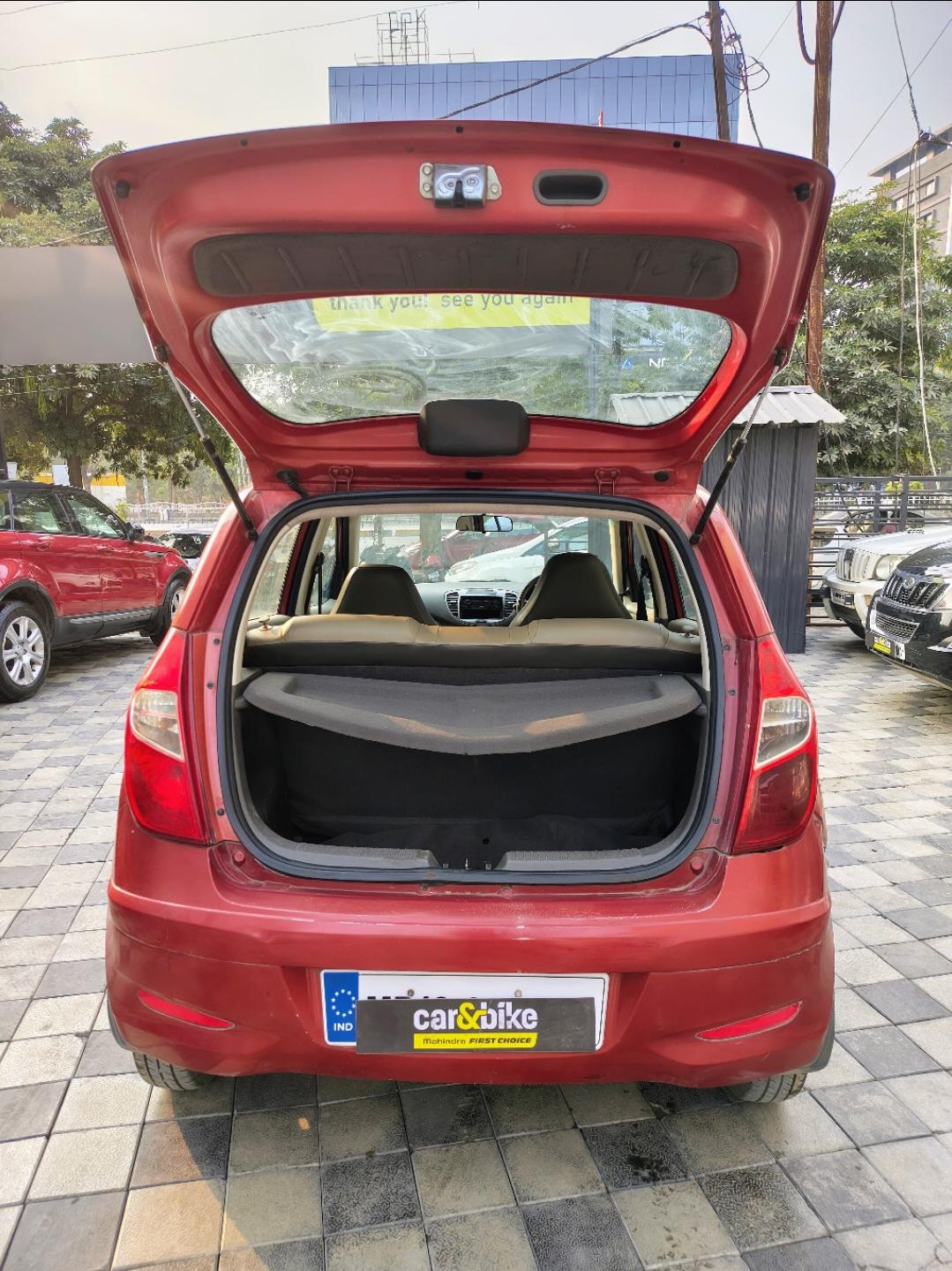 यूज़्ड 2013 ह्युंडई आई10, Vijay Nagar, Indore 9 यूज़्ड 2013 ह्युंडई आई10, Vijay Nagar, Indore 9