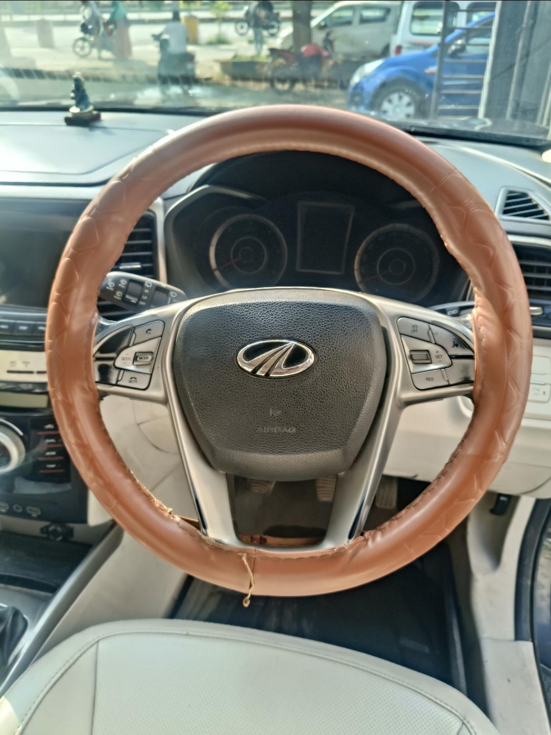 यूज़्ड 2021 महिंद्रा एक्सयूवी300, Vijay Nagar, Indore 10 यूज़्ड 2021 महिंद्रा एक्सयूवी300, Vijay Nagar, Indore 10