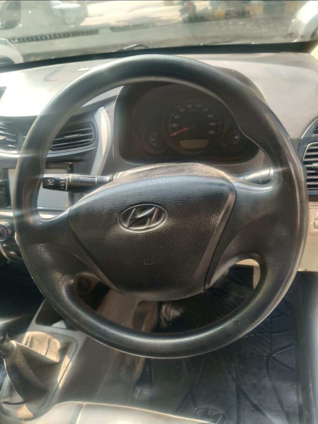 यूज़्ड 2018 ह्युंडई इऑन, Vijay Nagar, Indore 12 यूज़्ड 2018 ह्युंडई इऑन, Vijay Nagar, Indore 12