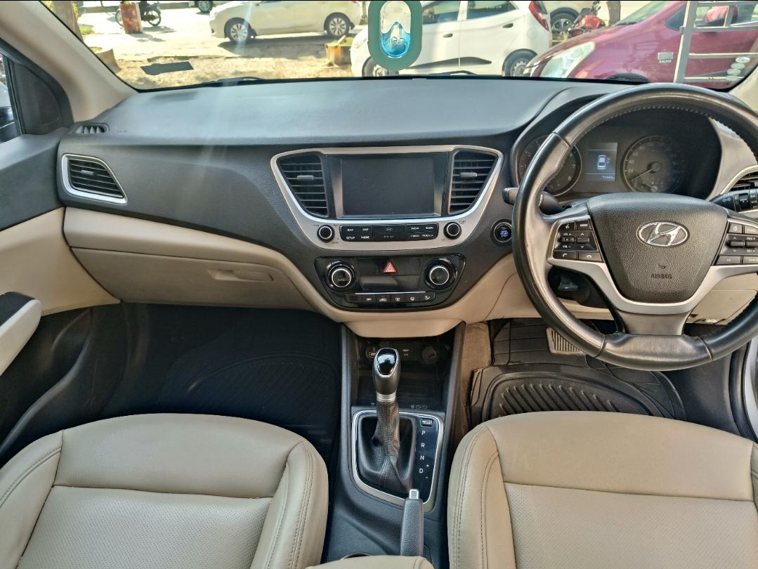 यूज़्ड 2019 ह्युंडई वरना, Vijay Nagar, Indore 11 यूज़्ड 2019 ह्युंडई वरना, Vijay Nagar, Indore 11