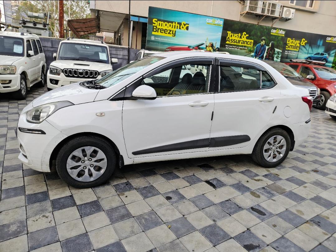 यूज़्ड 2018 ह्युंडई एक्सेंट, Vijay Nagar, Indore 1 यूज़्ड 2018 ह्युंडई एक्सेंट, Vijay Nagar, Indore 1