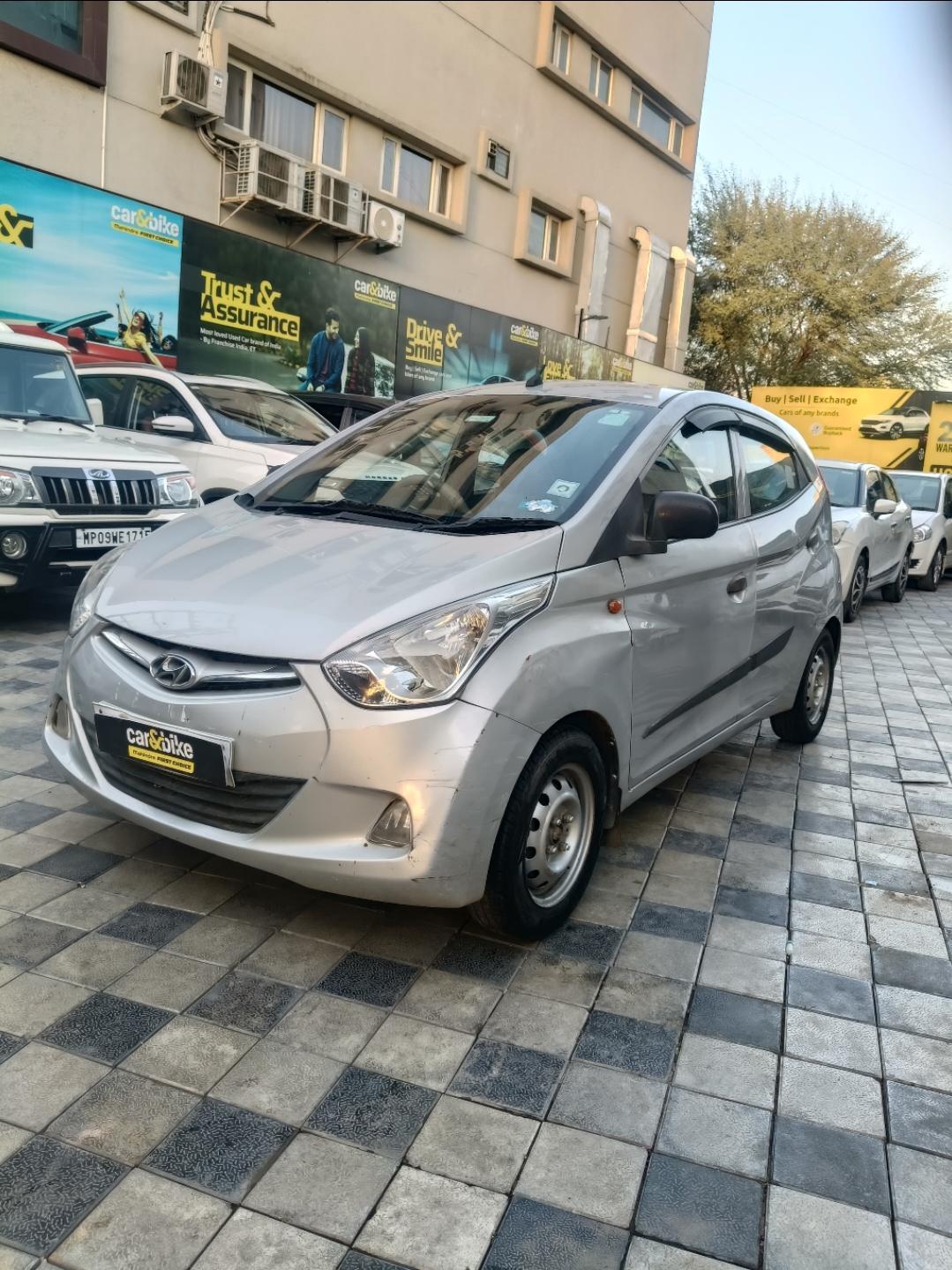 2017 ह्युंडई इऑन Era Plus 2017 ह्युंडई इऑन Era Plus