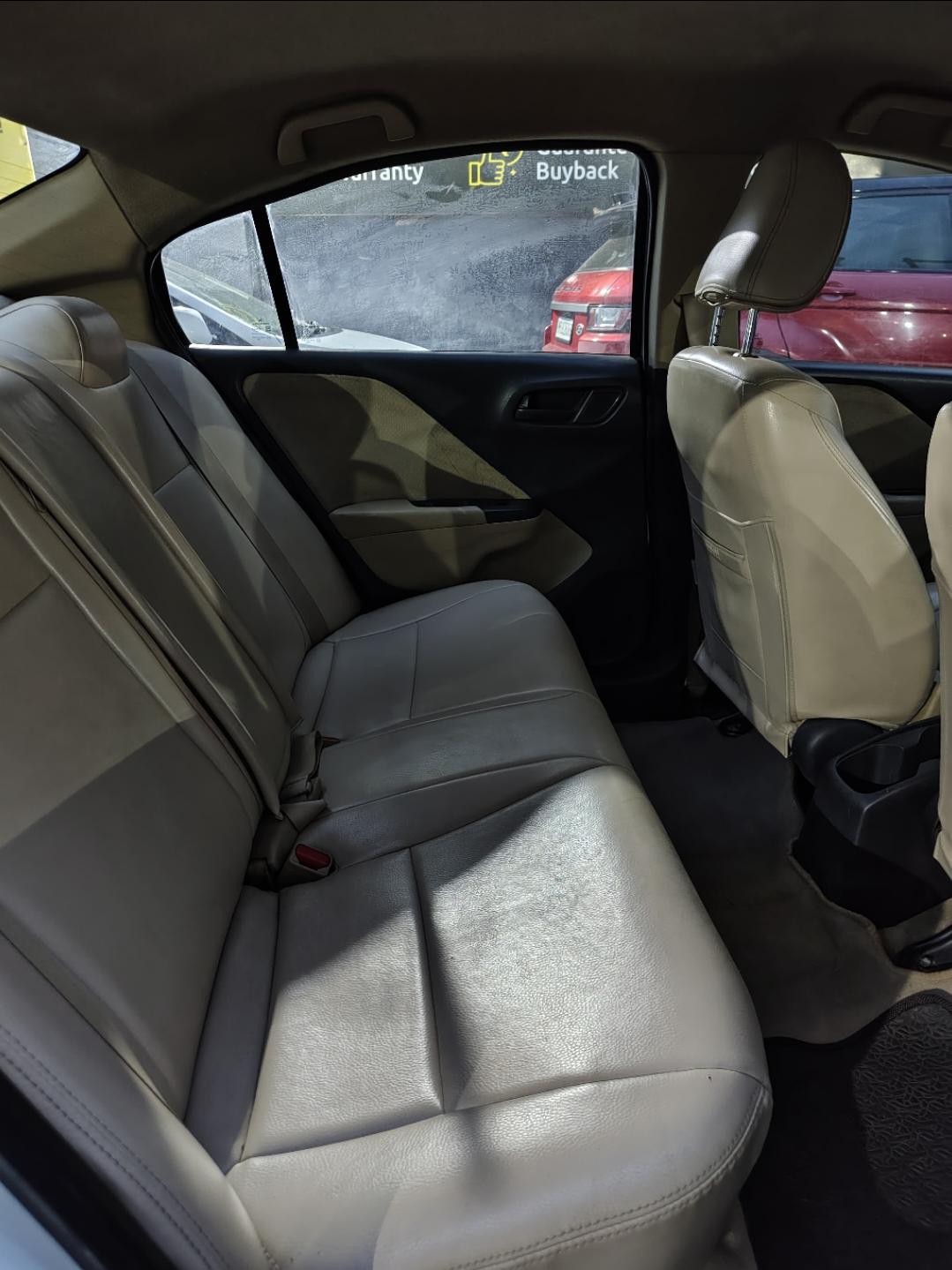 यूज़्ड 2018 होंडा सिटी, Vijay Nagar, Indore 13 यूज़्ड 2018 होंडा सिटी, Vijay Nagar, Indore 13