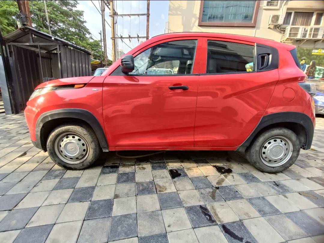 यूज़्ड 2020 महिंद्रा केयूवी 100, Vijay Nagar, Indore 1 यूज़्ड 2020 महिंद्रा केयूवी 100, Vijay Nagar, Indore 1