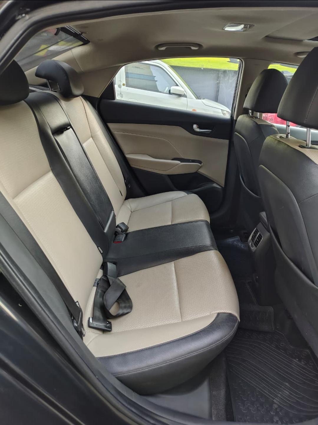 यूज़्ड 2019 ह्युंडई वरना, Vijay Nagar, Indore 12 यूज़्ड 2019 ह्युंडई वरना, Vijay Nagar, Indore 12