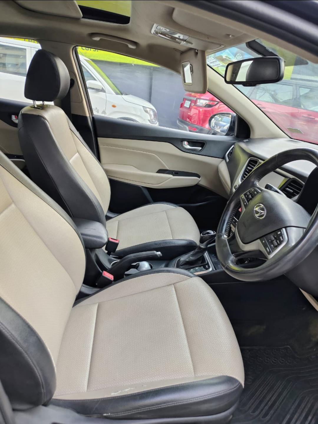 यूज़्ड 2019 ह्युंडई वरना, Vijay Nagar, Indore 11 यूज़्ड 2019 ह्युंडई वरना, Vijay Nagar, Indore 11