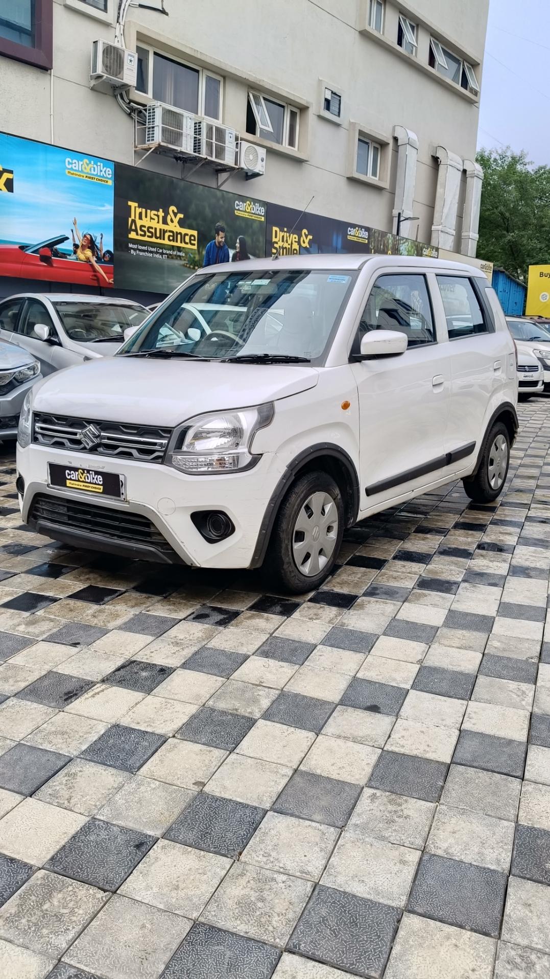 2022 मारुति सुजुकी वैगन आर VXI 1.2 (O) 2022 मारुति सुजुकी वैगन आर VXI 1.2 (O)