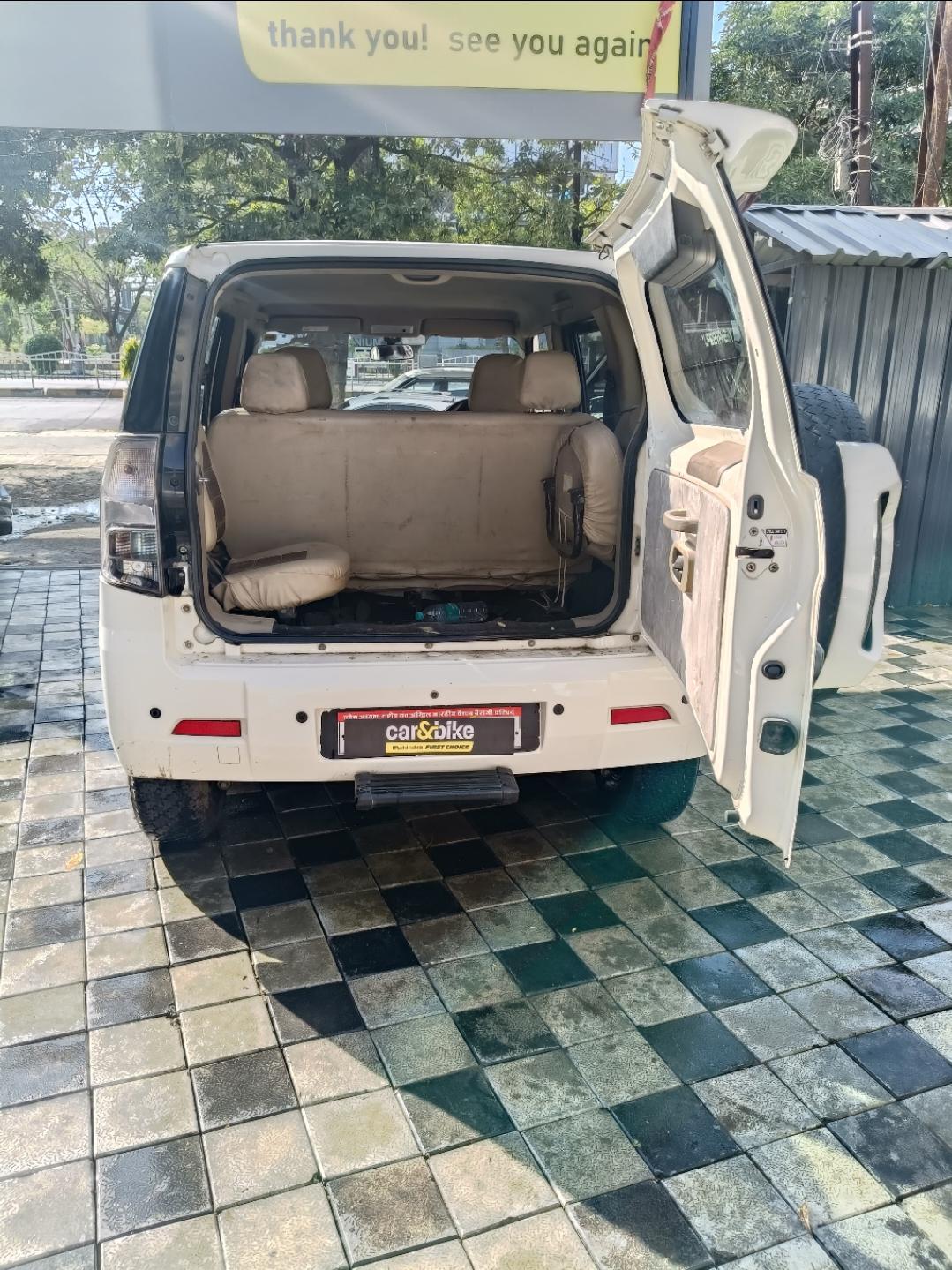 यूज़्ड 2020 महिंद्रा टीयूवी300, Vijay Nagar, Indore 8 यूज़्ड 2020 महिंद्रा टीयूवी300, Vijay Nagar, Indore 8