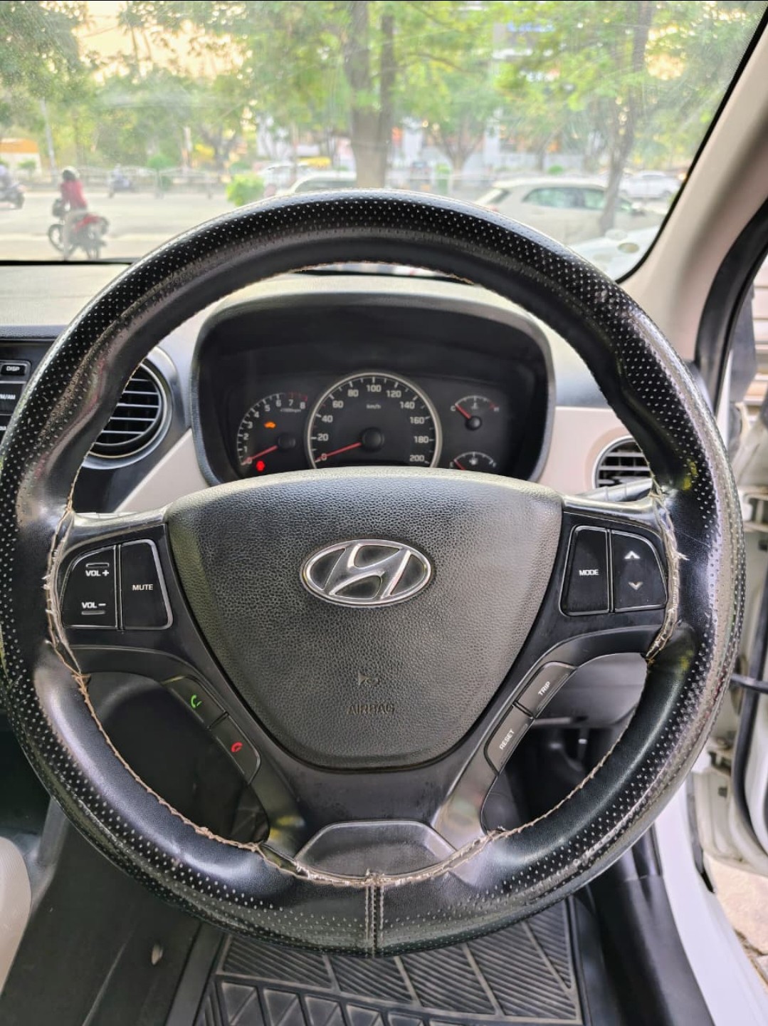 Used 2016 Hyundai Grand i10 Used 2016 Hyundai Grand i10
