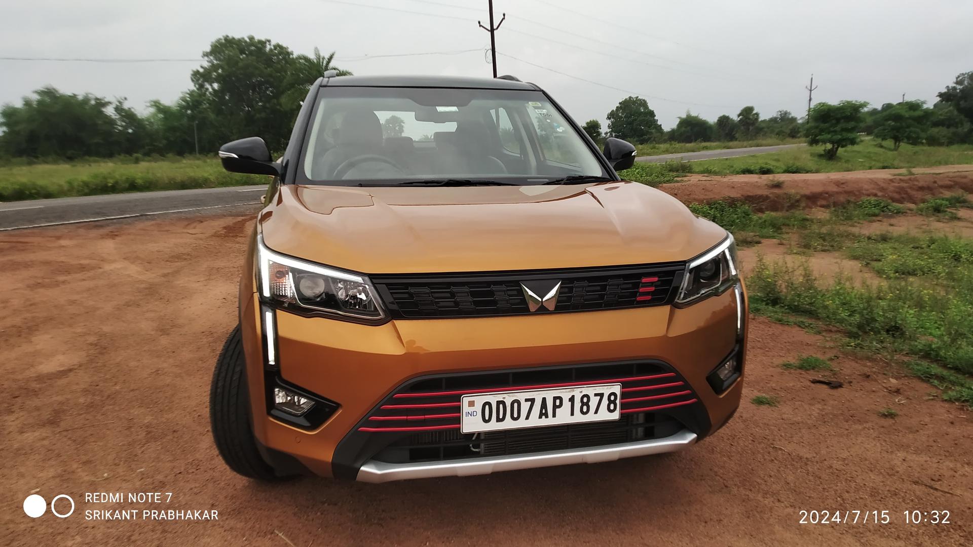 2022 महिंद्रा एक्सयूवी300 W8 (O) Diesel 2022 महिंद्रा एक्सयूवी300 W8 (O) Diesel