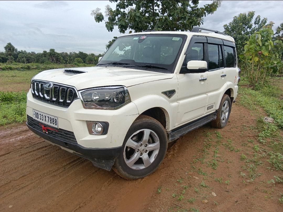 2019 महिंद्रा स्कॉर्पियो S11 2WD BS IV 2019 महिंद्रा स्कॉर्पियो S11 2WD BS IV