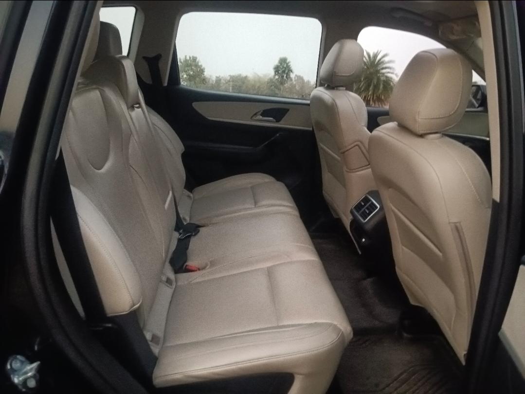 यूज़्ड 2022 महिंद्रा एक्सयूवी700, Berhampur (GM), Berhampur 16 यूज़्ड 2022 महिंद्रा एक्सयूवी700, Berhampur (GM), Berhampur 16