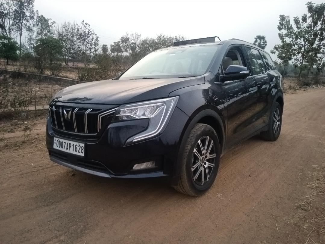 2022 महिंद्रा एक्सयूवी700 AX7 MT Luxury Diesel 7 STR 2022 महिंद्रा एक्सयूवी700 AX7 MT Luxury Diesel 7 STR