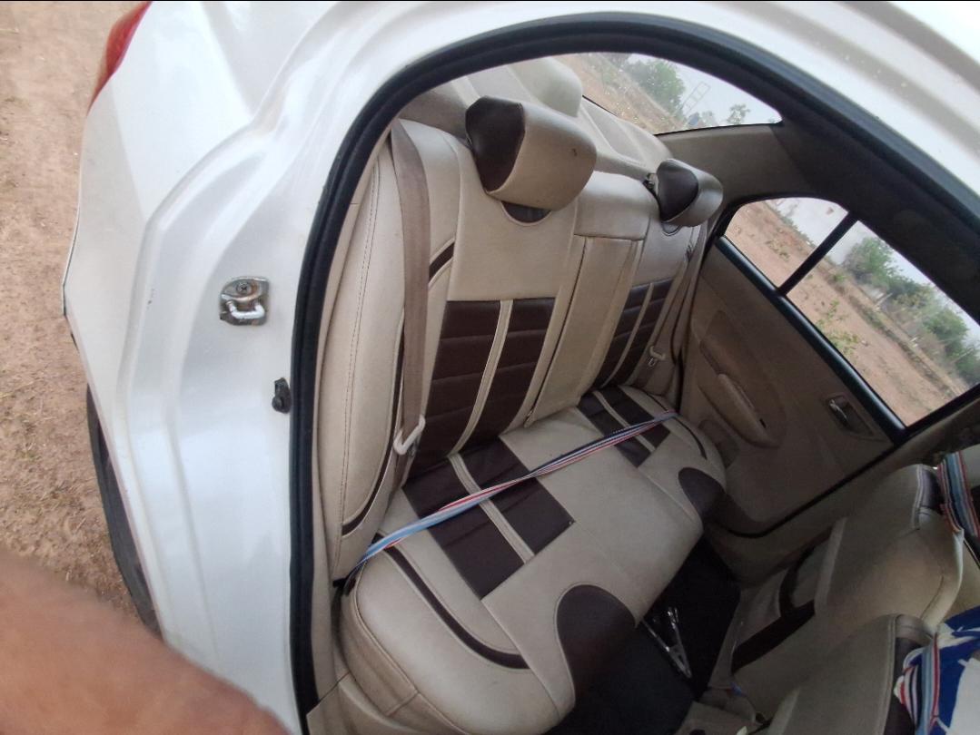 यूज़्ड 2015 मारुति सुजुकी स्विफ्ट डिज़ायर, Berhampur (GM), Berhampur 15 यूज़्ड 2015 मारुति सुजुकी स्विफ्ट डिज़ायर, Berhampur (GM), Berhampur 15