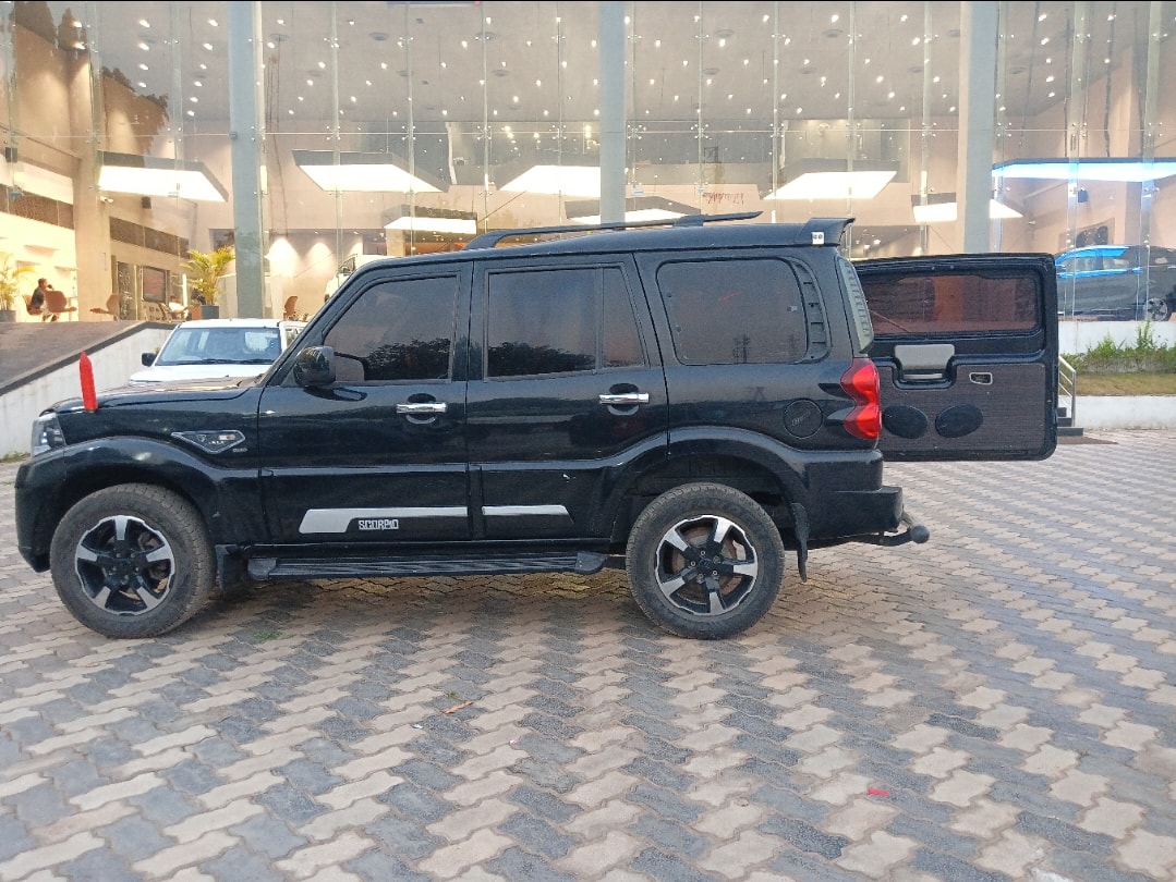 Scorpio image 10 Scorpio image 10